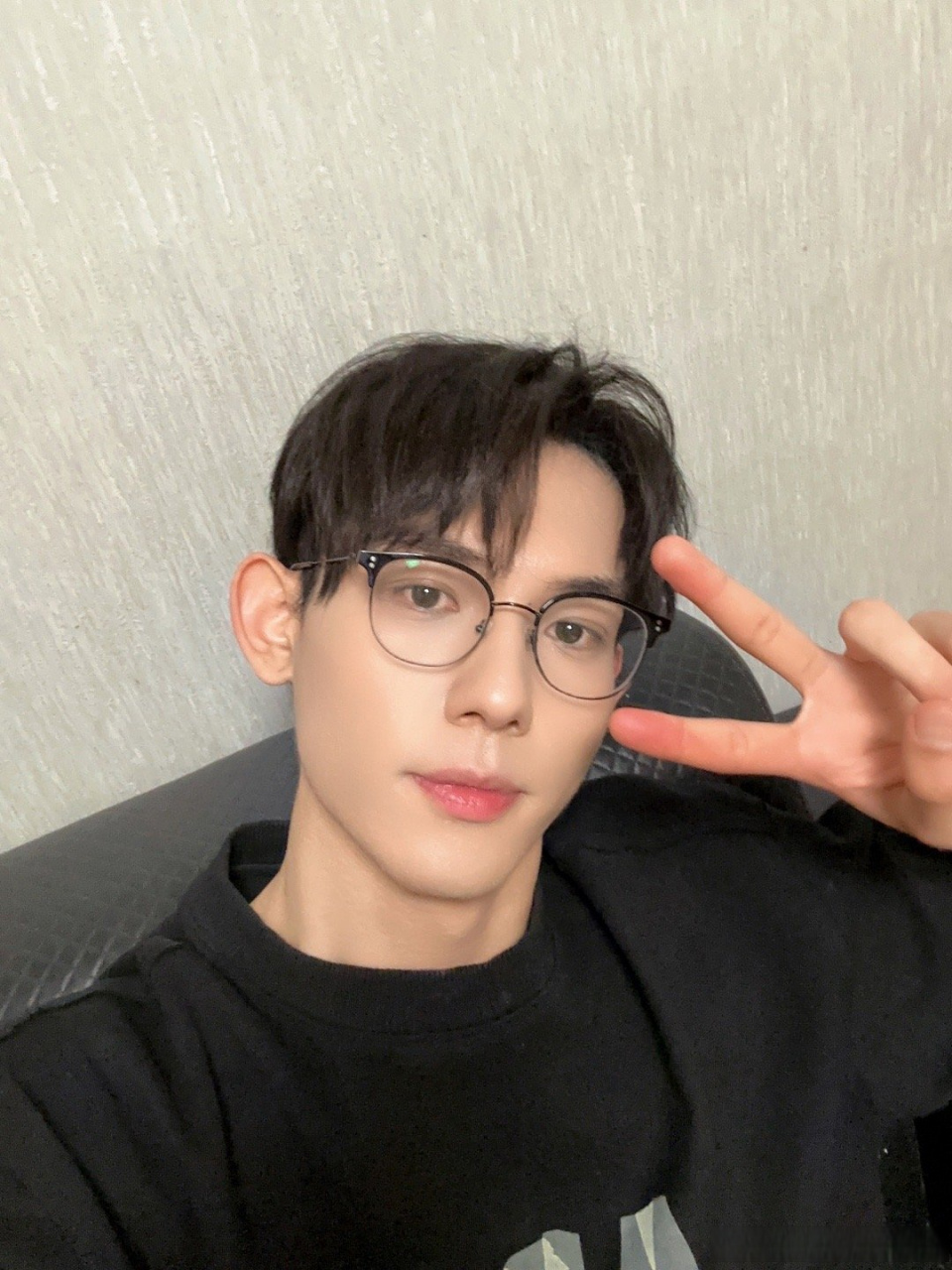 闪耀做自我##蒋熠铭的讲义# 今天是周几?