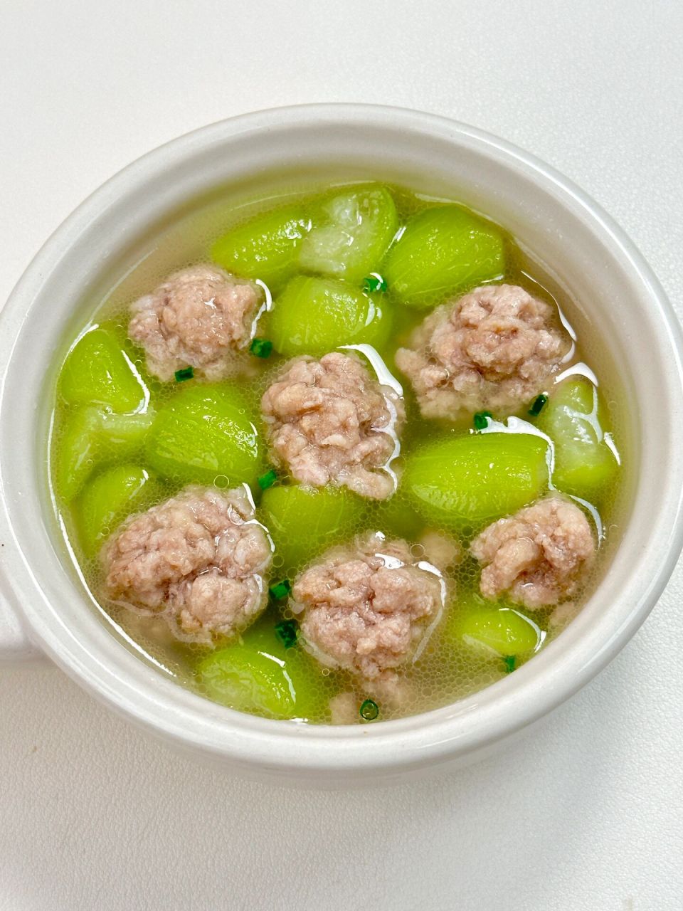 肉质软嫩 巨好喝 分享我常做给孩子喝的家常营养汤,丝瓜肉丸汤