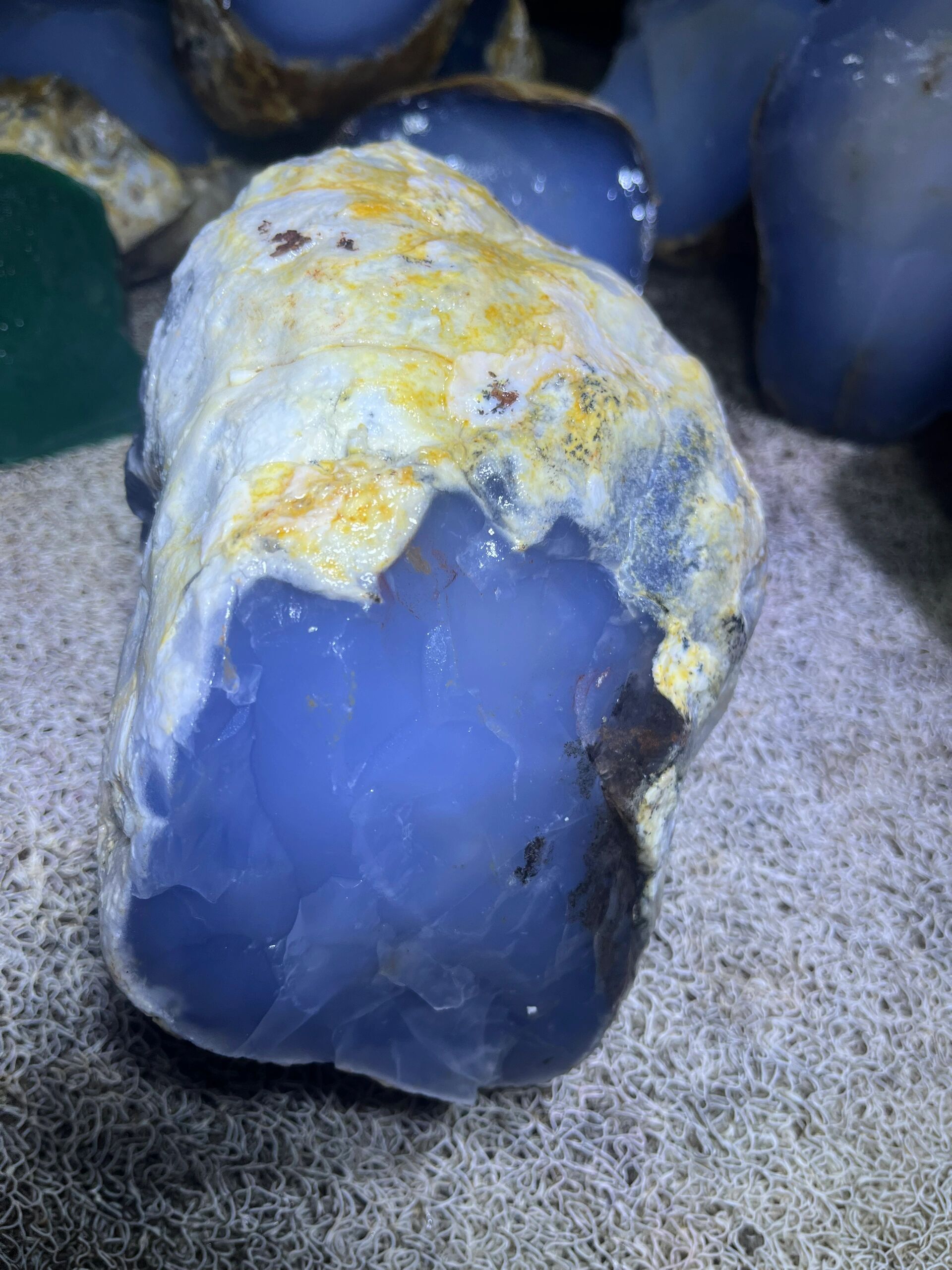 土耳其蓝玉髓原石