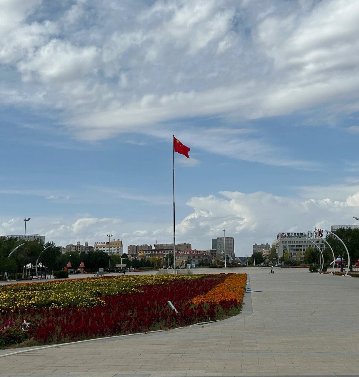 【老锡盟03】锡林浩特变化之锡林广场 锡林广场也叫南广场,似乎好像