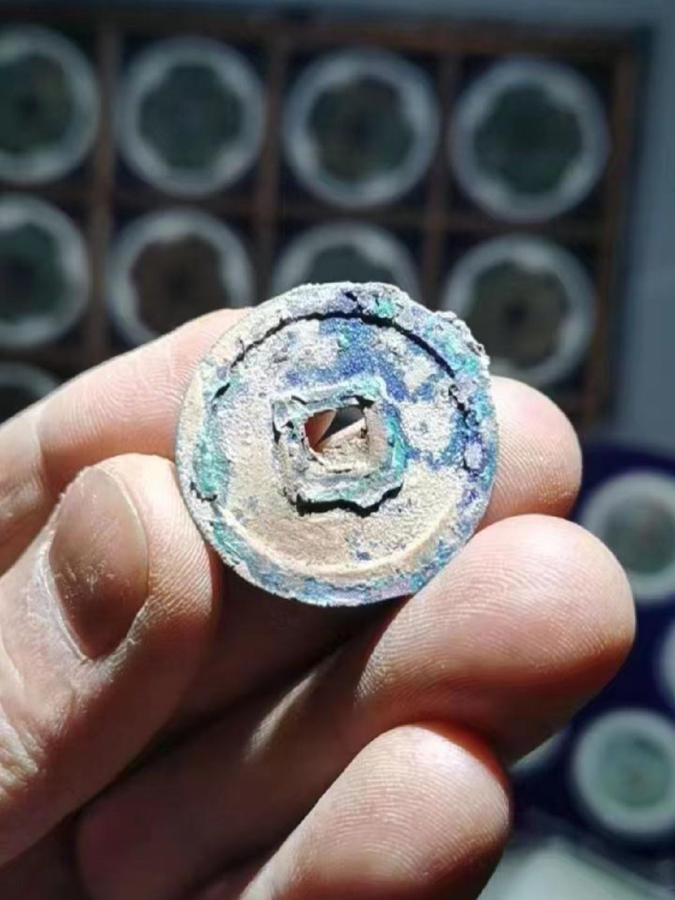 五十名珍建炎元宝 太牛了 《分享》 南宋大珍建炎元寶折二首見 666