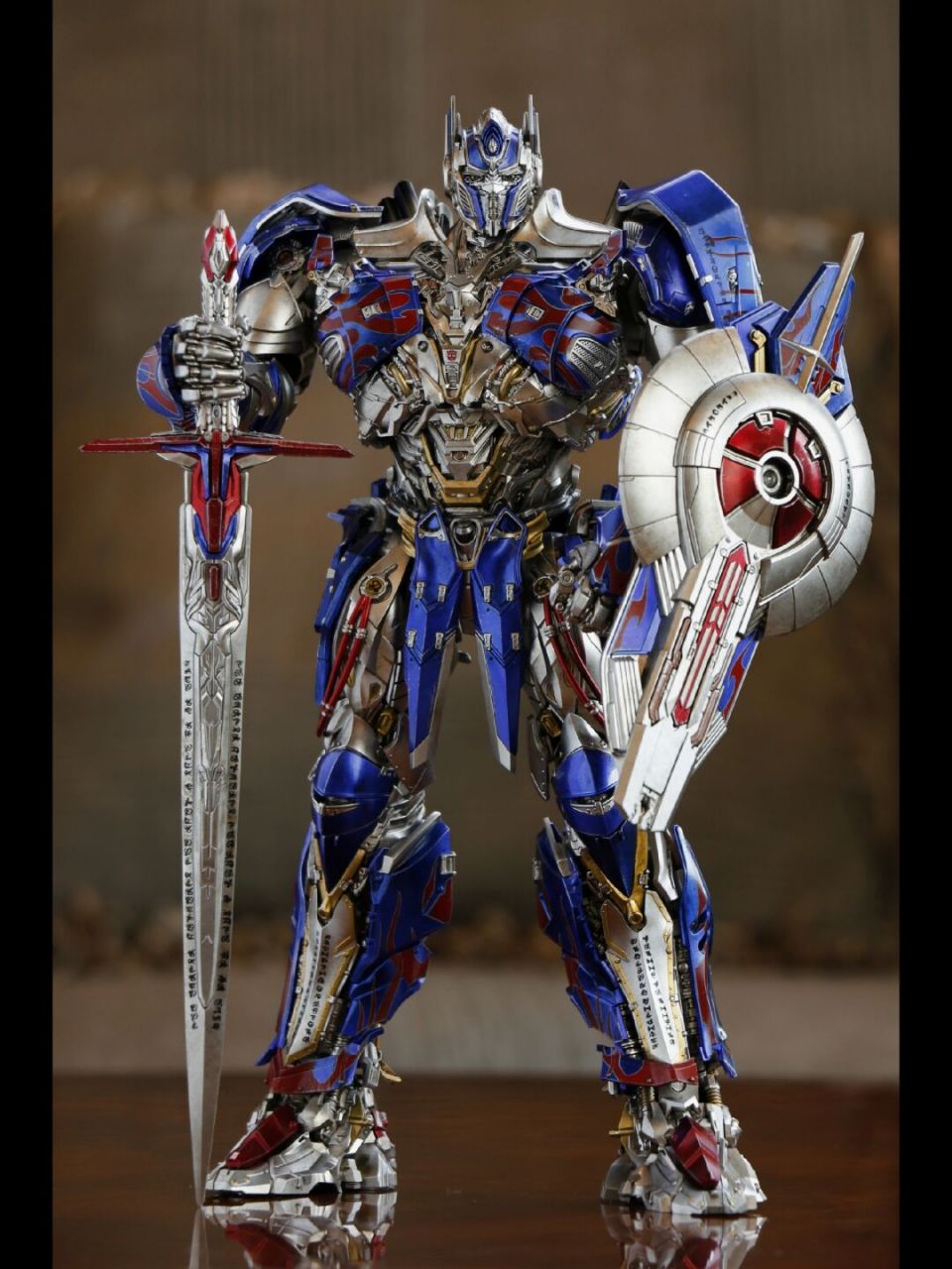 变形金刚 擎天柱 骑士柱 dlx #变形金刚# #擎天柱# #threezero