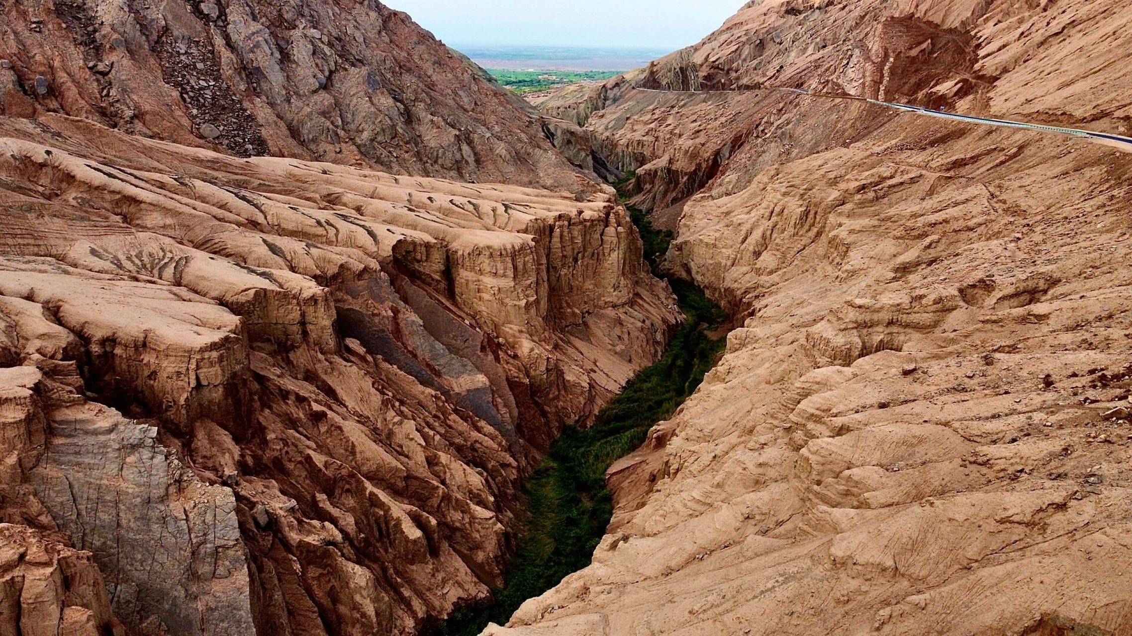 4 火焰山77吐峪沟大峡谷 吐鲁番,吐峪沟麻扎村,是我和伙伴们喜欢的