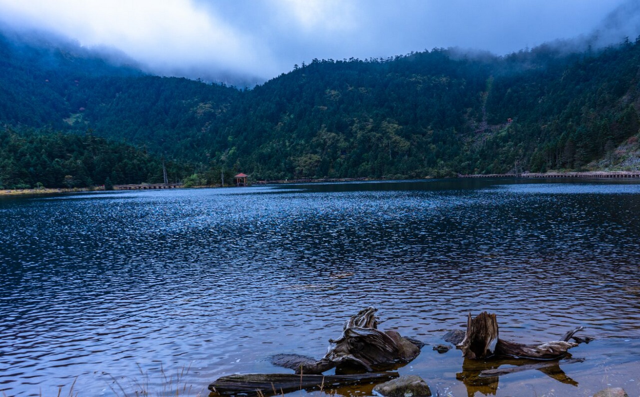 西昌螺髻山风景区图片