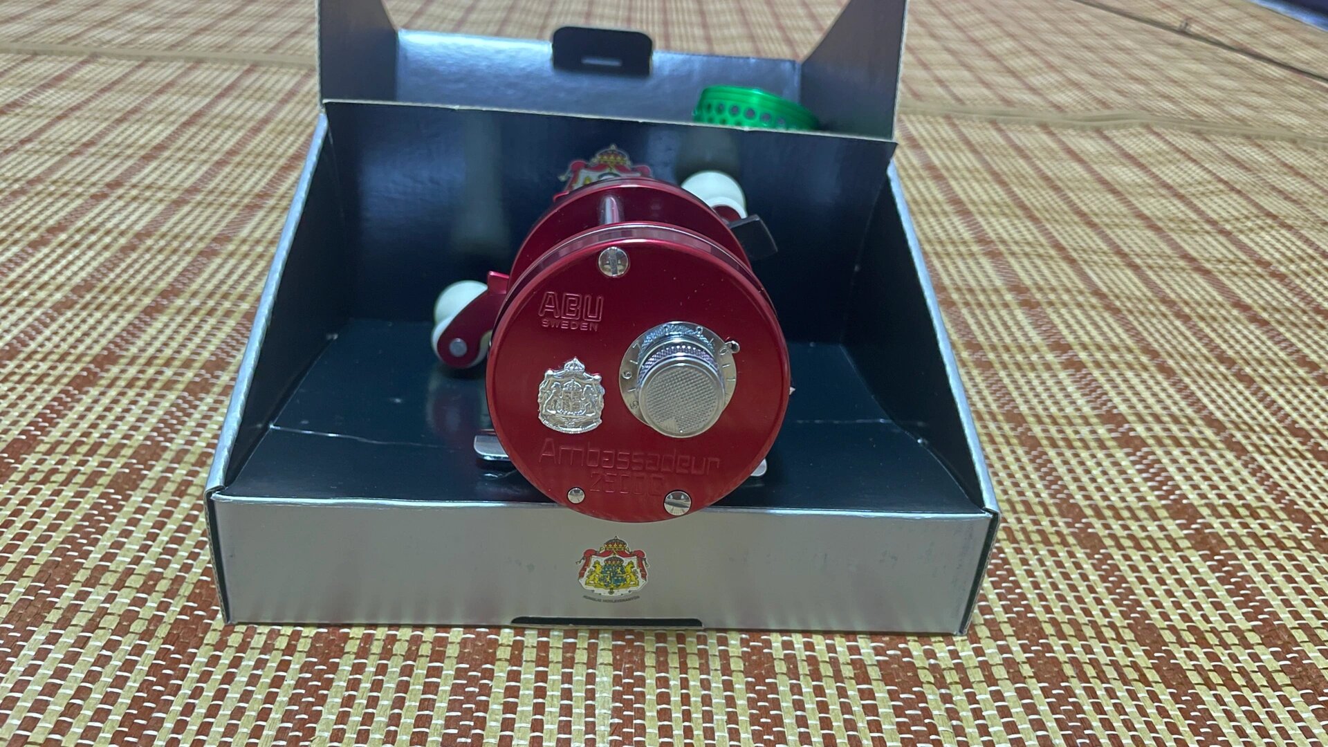 阿布微物鼓轮 阿布2500c 经典红色 微物顶级鼓轮 成色收藏品 没有划痕