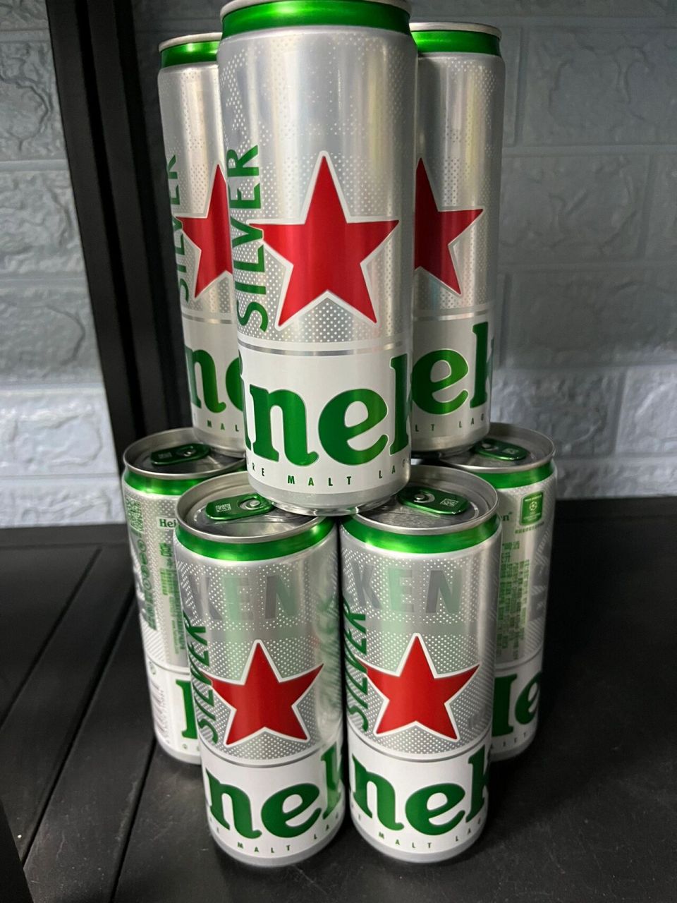 黑龙江酒水批发折扣仓喜力星银听装啤酒 喜力82星银82 轻松对味