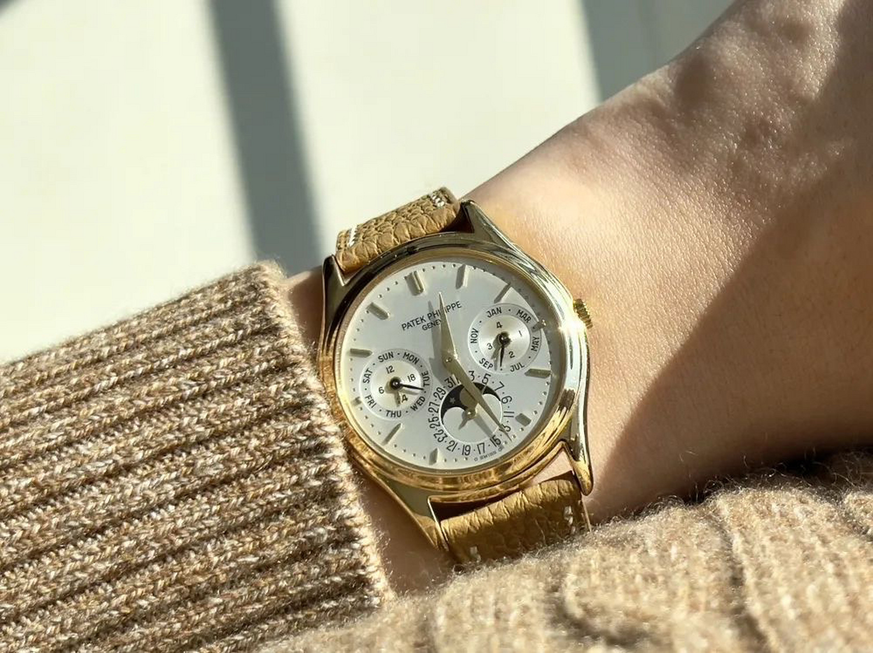 聊聊百达翡丽3940 1985年开始生产3940的生产周期极长,产量也很大