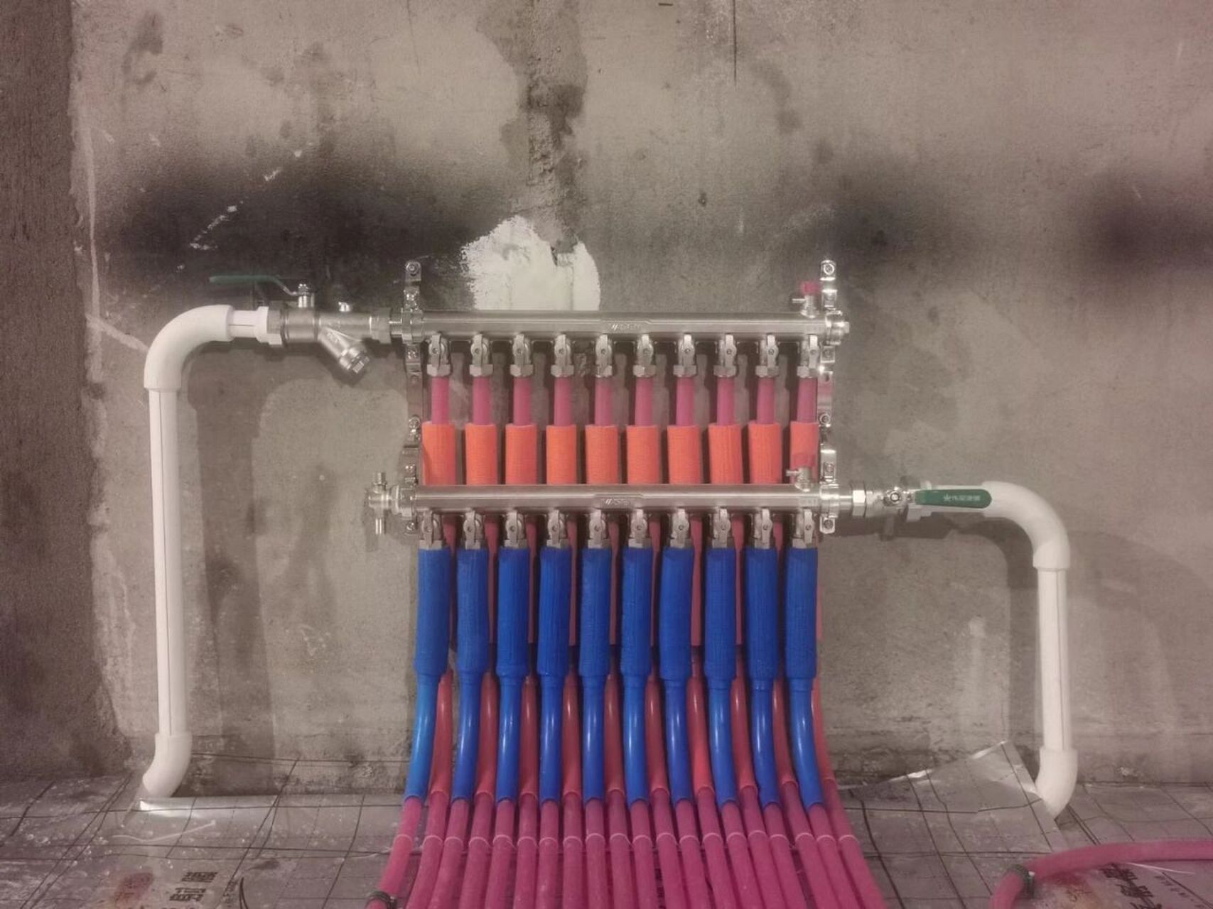 伟星地暖82家更温暖 伟星管业,沈阳一级供应商,水电材料一站式批发