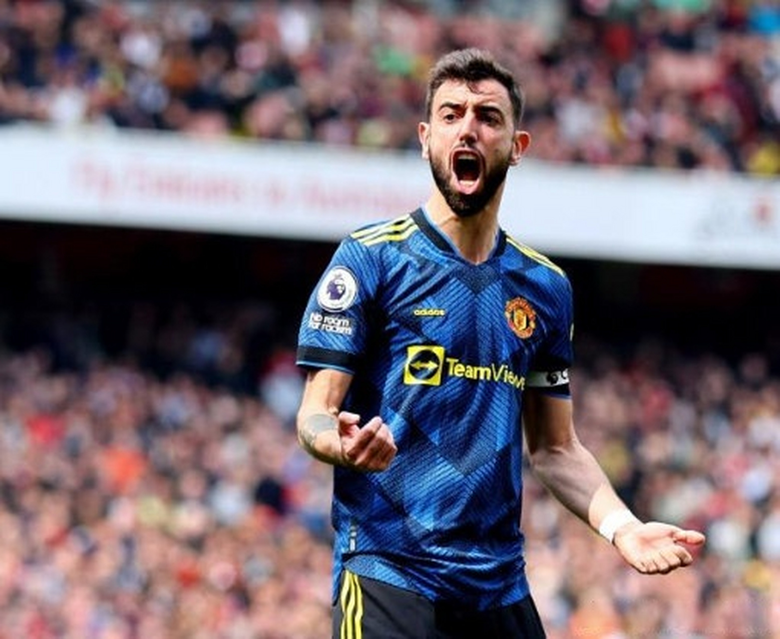 萨哈:对b费的质疑不公平,曼联全队的表现都不好  曼联旧将萨哈接受了