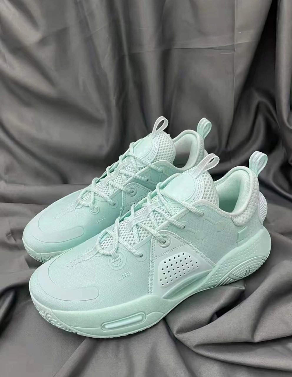 鞋子男推荐|性价比实战平价篮球鞋推荐 一双帅气的球鞋,足以成为球场