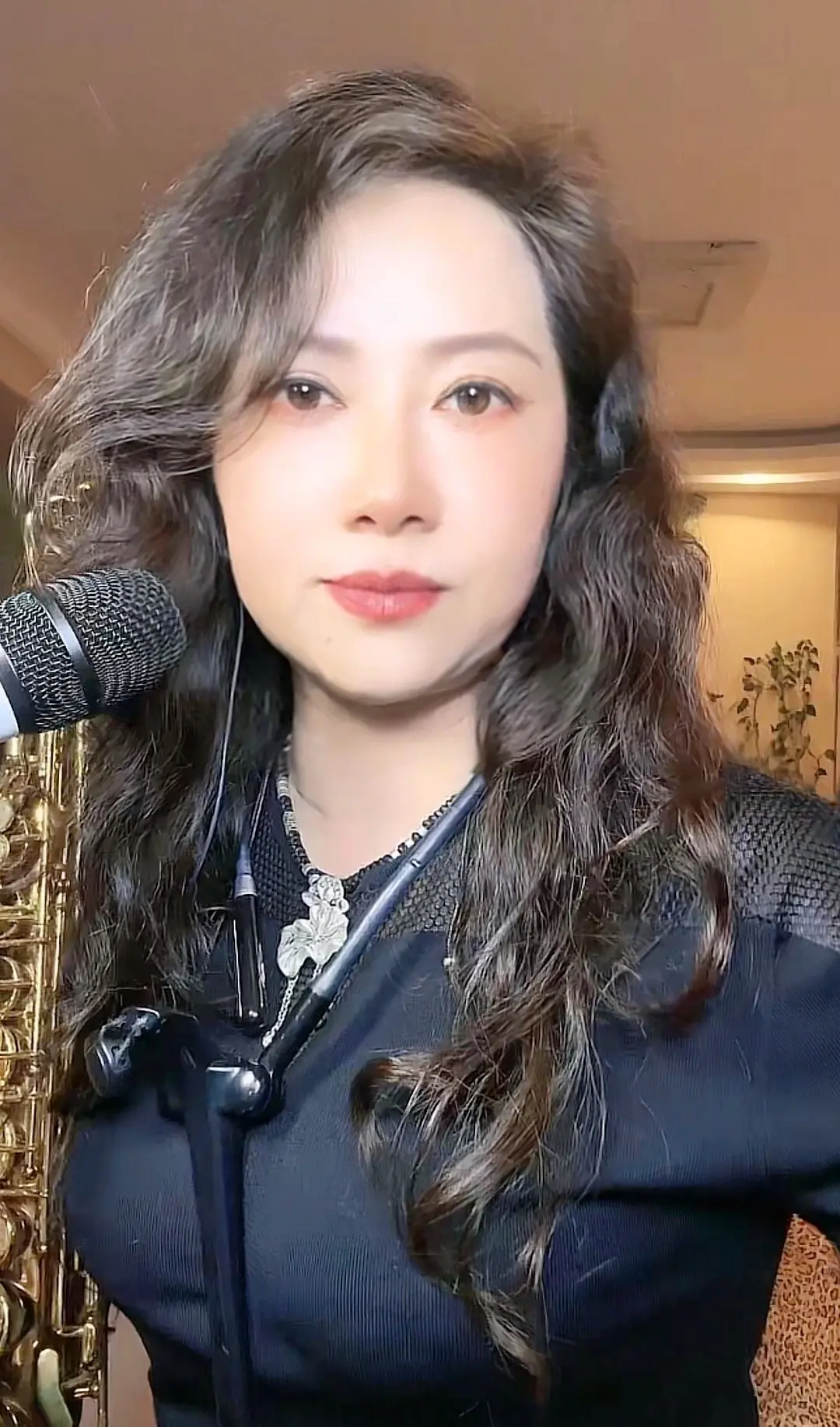 有诗和远方.给自己找点快乐和美好