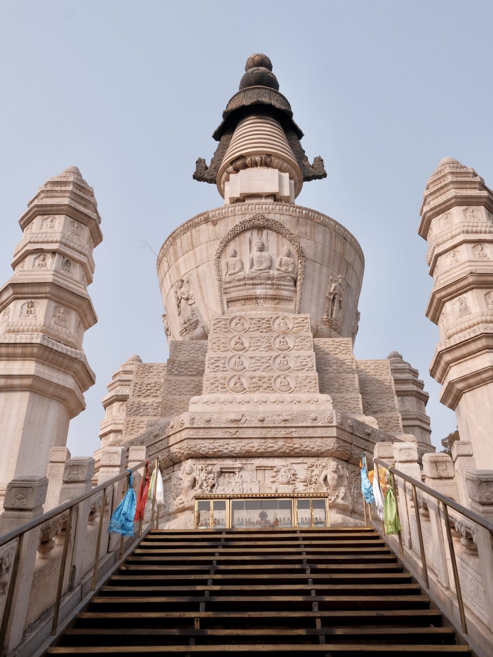 西黄寺卫青墓 998号线安华桥站e口 或 安德里北街站d口 	 预约平台