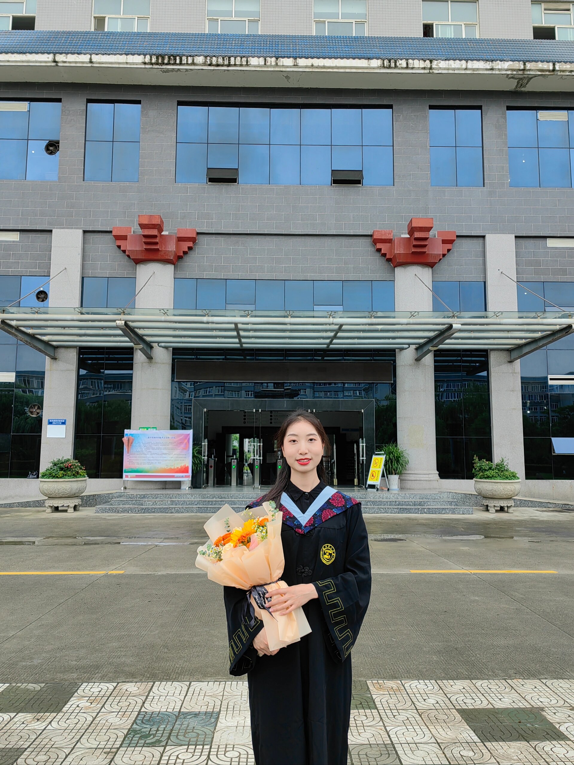 毕业季小建议tips 理科灰领学士服超美的 理科学士服灰领超好看,看
