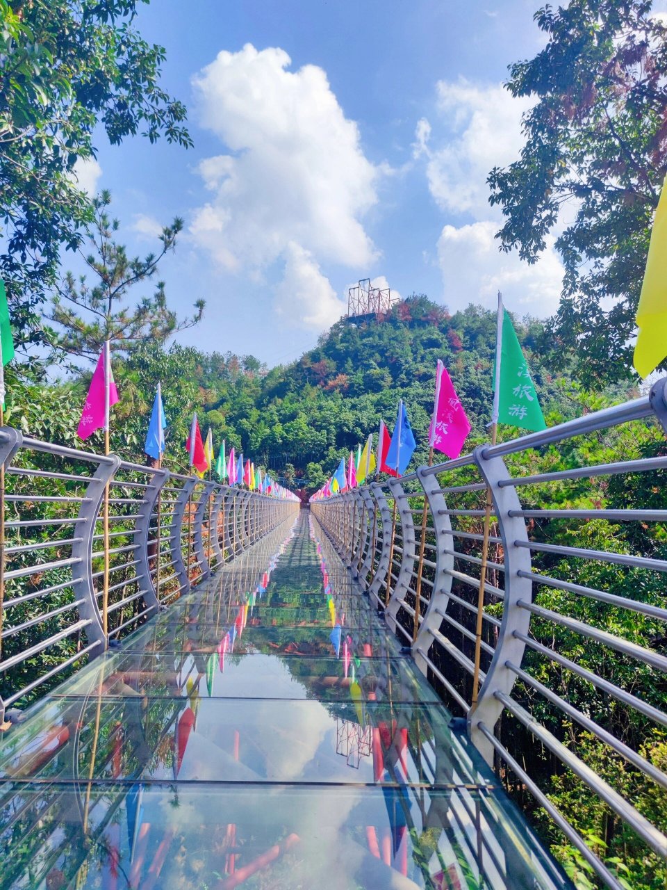 凰溪旅游景区|新晋网红打卡 地址:义乌市凰溪旅游景区,导航即可 门票