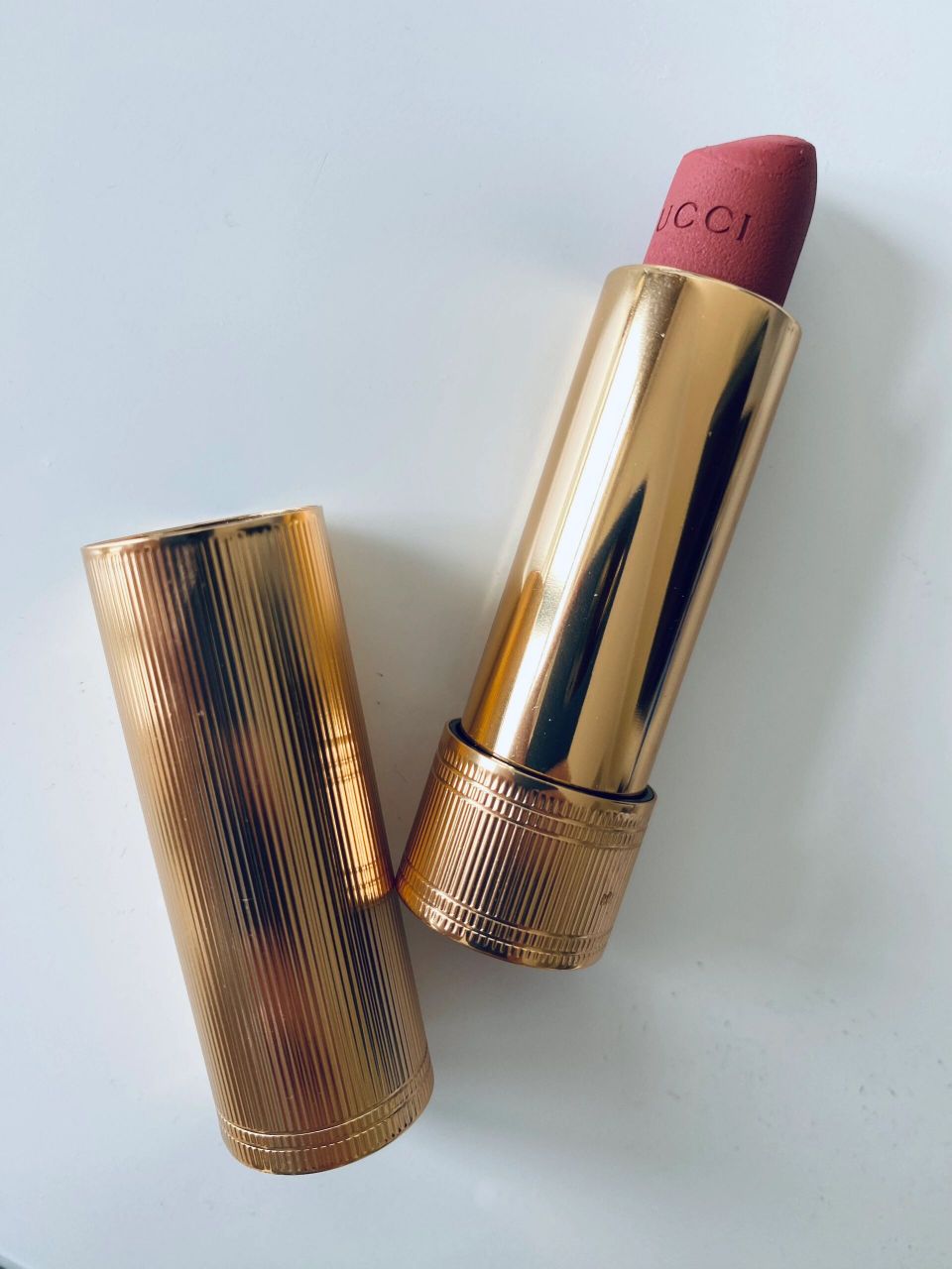 gucci217,并不出彩的网红 第一印象,老式口红,老式香味,老式质地,总