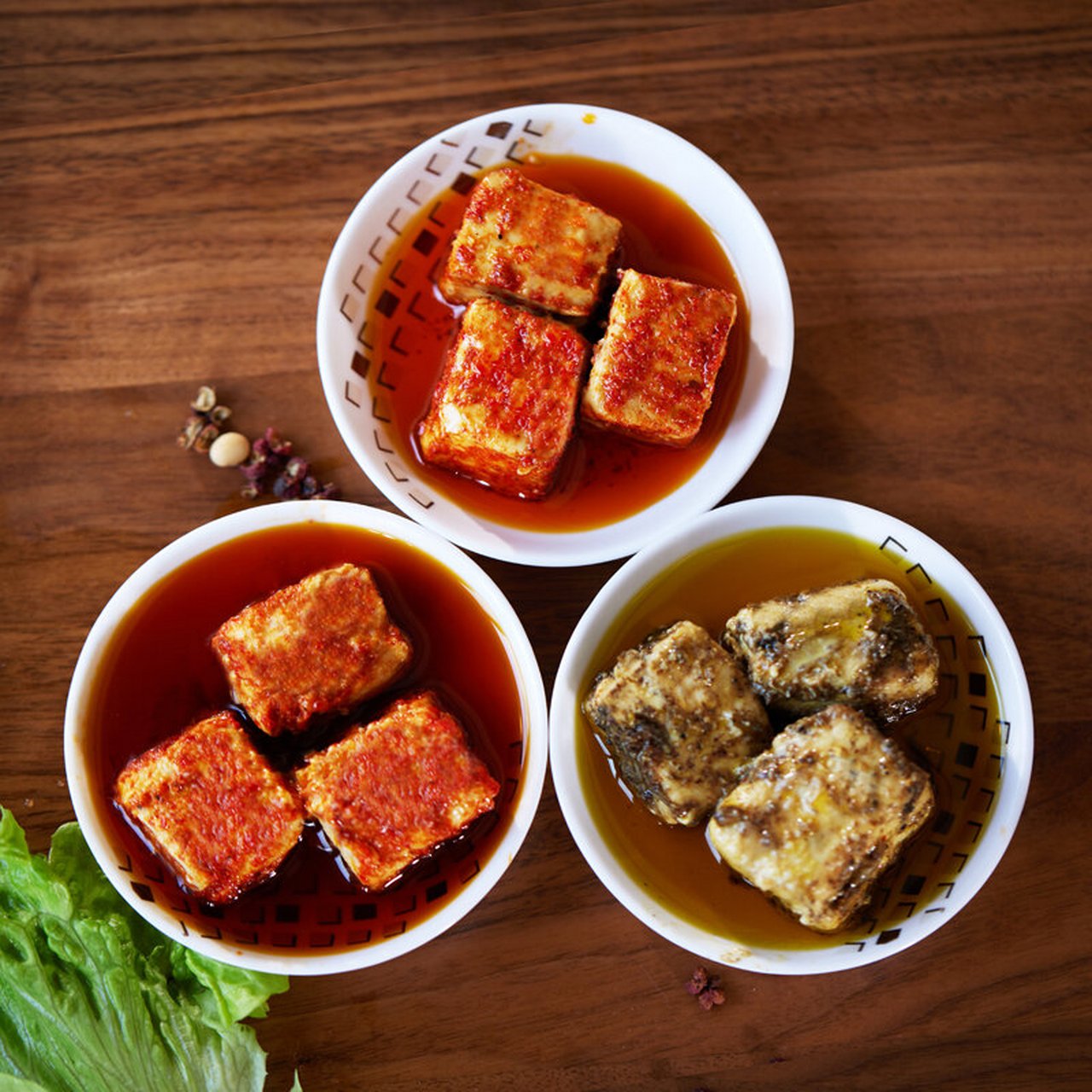 云南省特产 - 牟定腐乳 明末清初,牟定县开始做豆腐,有新鲜豆腐,霉