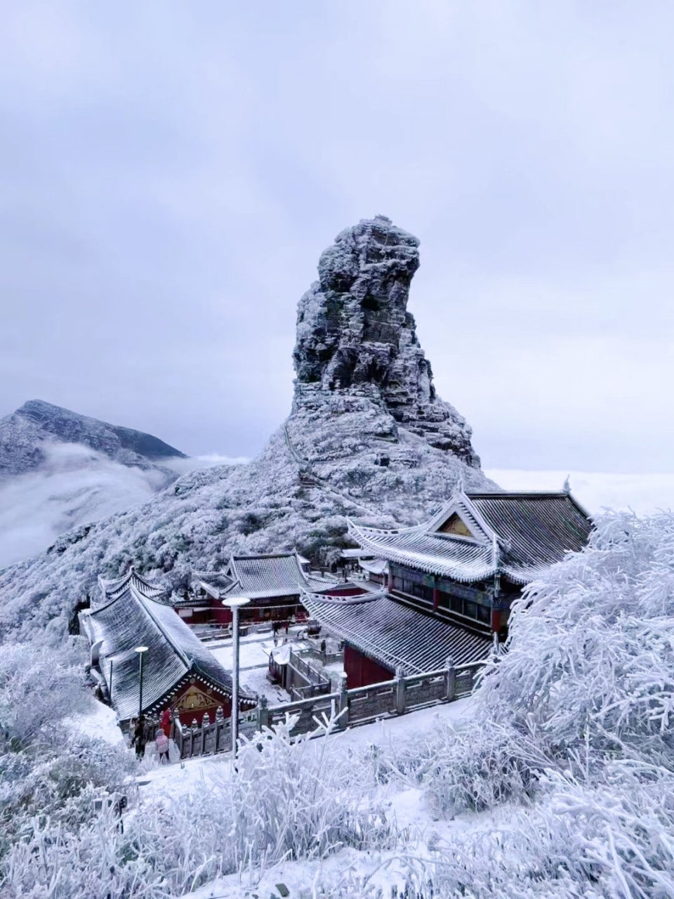 2020年梵净山雪景图片