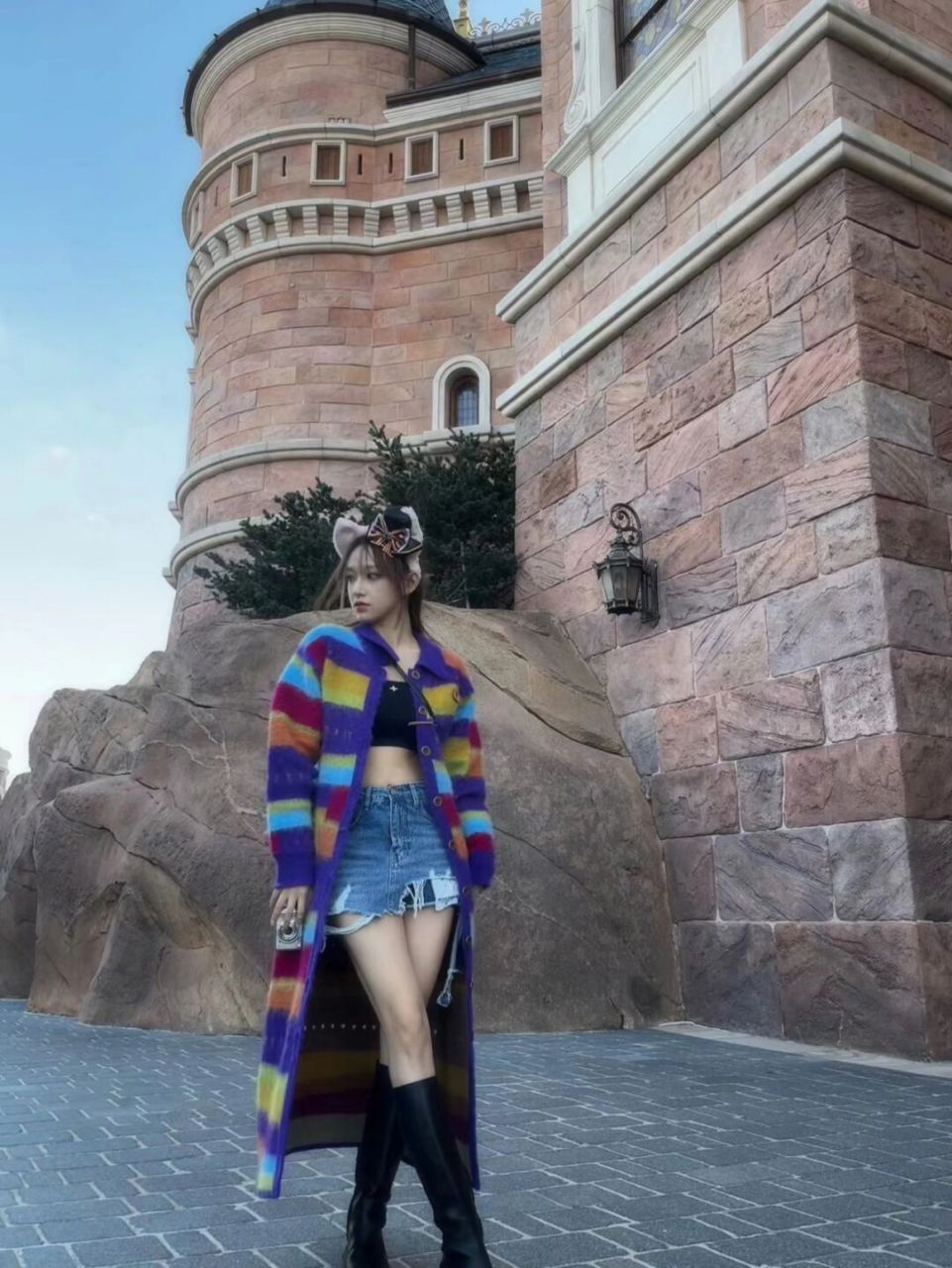 嘿嘿这张好美 #程潇##美女##出游# 姐腿长一米八的感觉