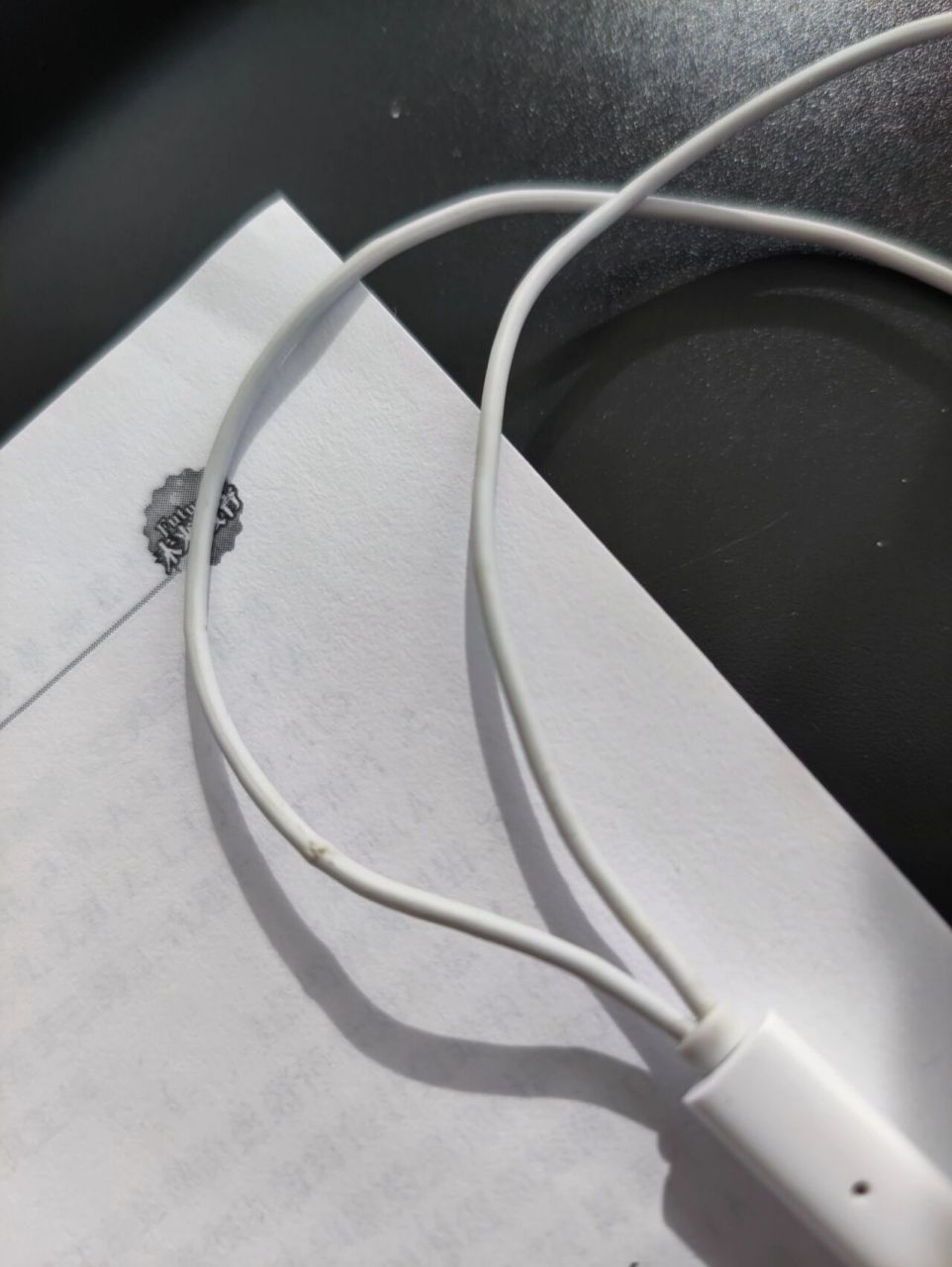 你们的有线耳机容易坏吗 买好几个有线耳机了,不怎么经常用,也不会折