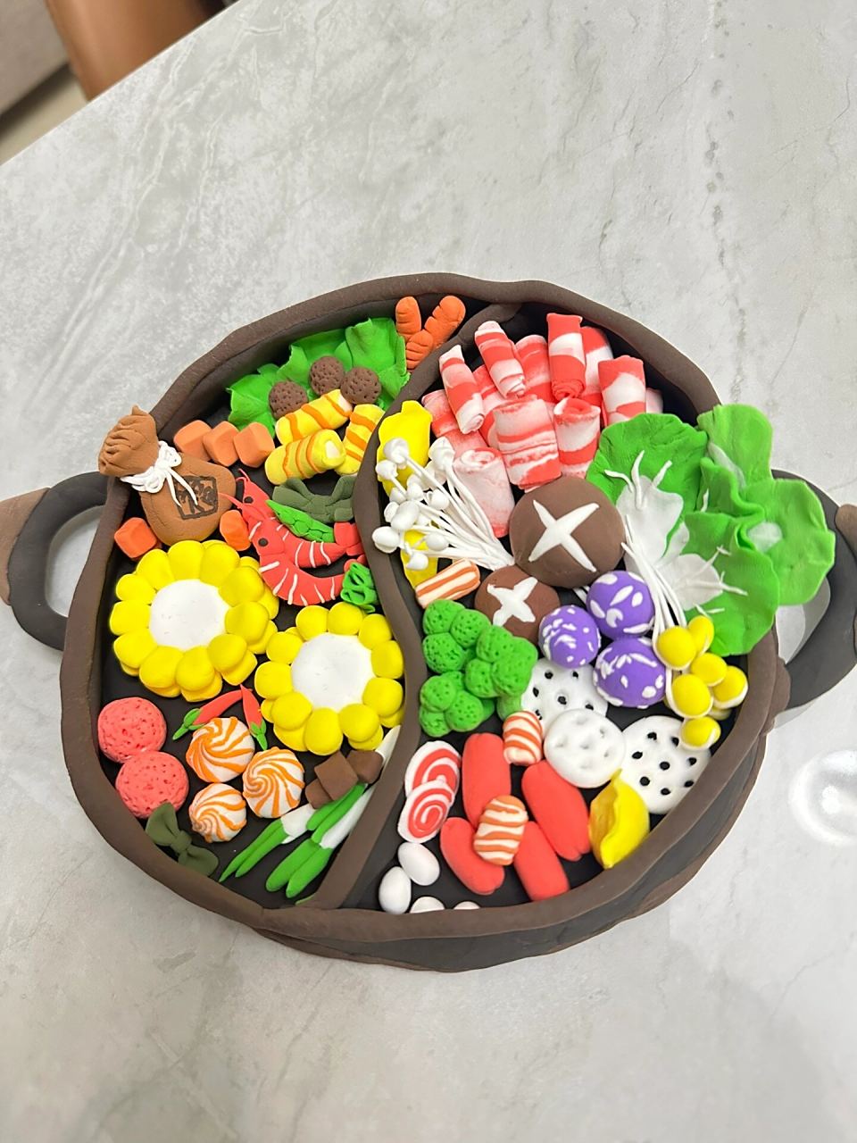 超轻粘土火锅手工 被迫营业的一次,幼儿园手工看都是给家长布置的吧