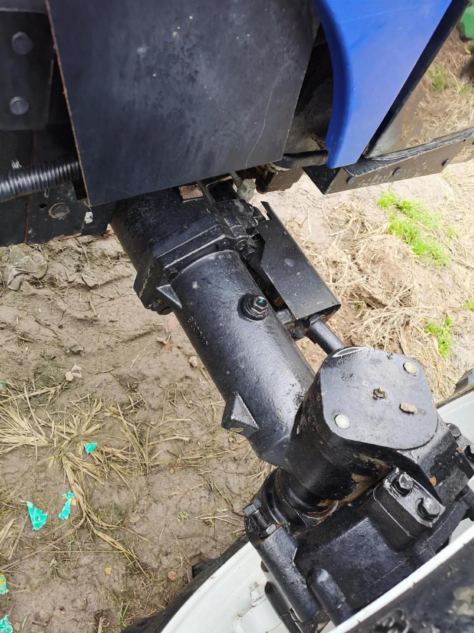 20年购买的雷沃704 车况不错 405小时伯乐来