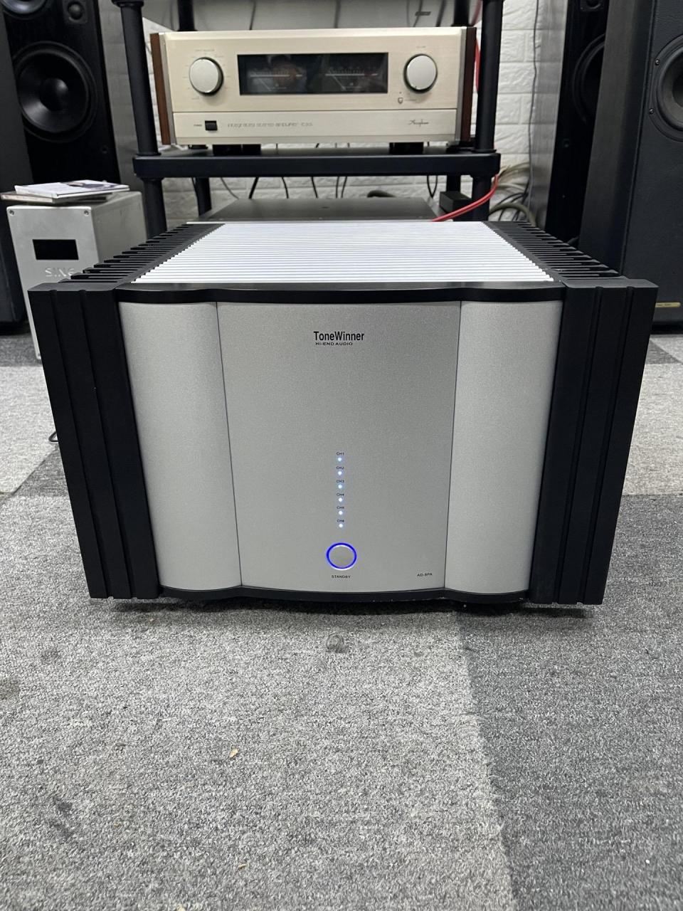 天逸ad-8pa 六声道后级功放 ￥11000 成色如图,功能正常,准新机,带