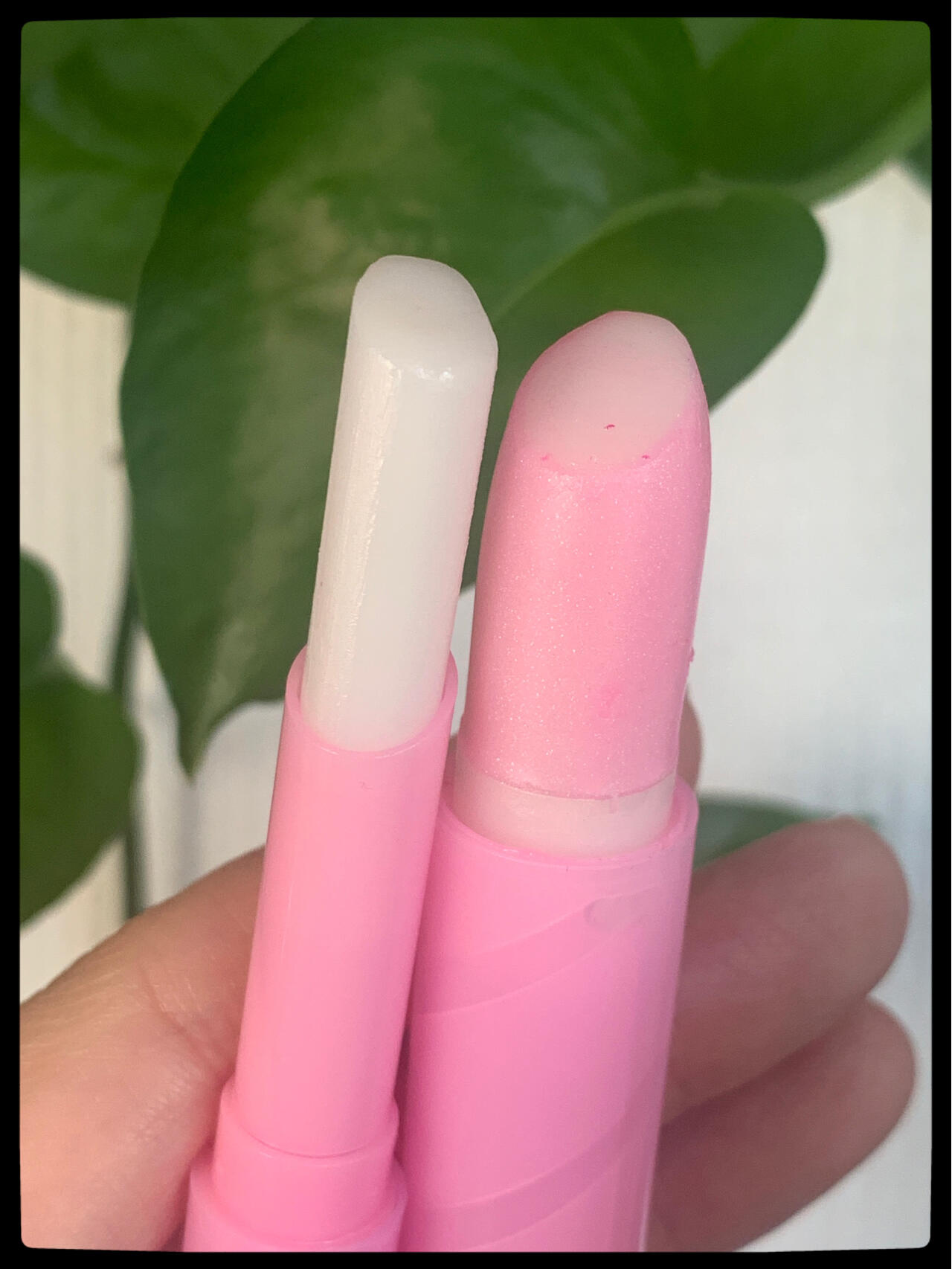 泰国草莓唇膏(泰国草莓唇膏好用吗) 泰国草莓唇膏(泰国草莓唇膏好用吗)