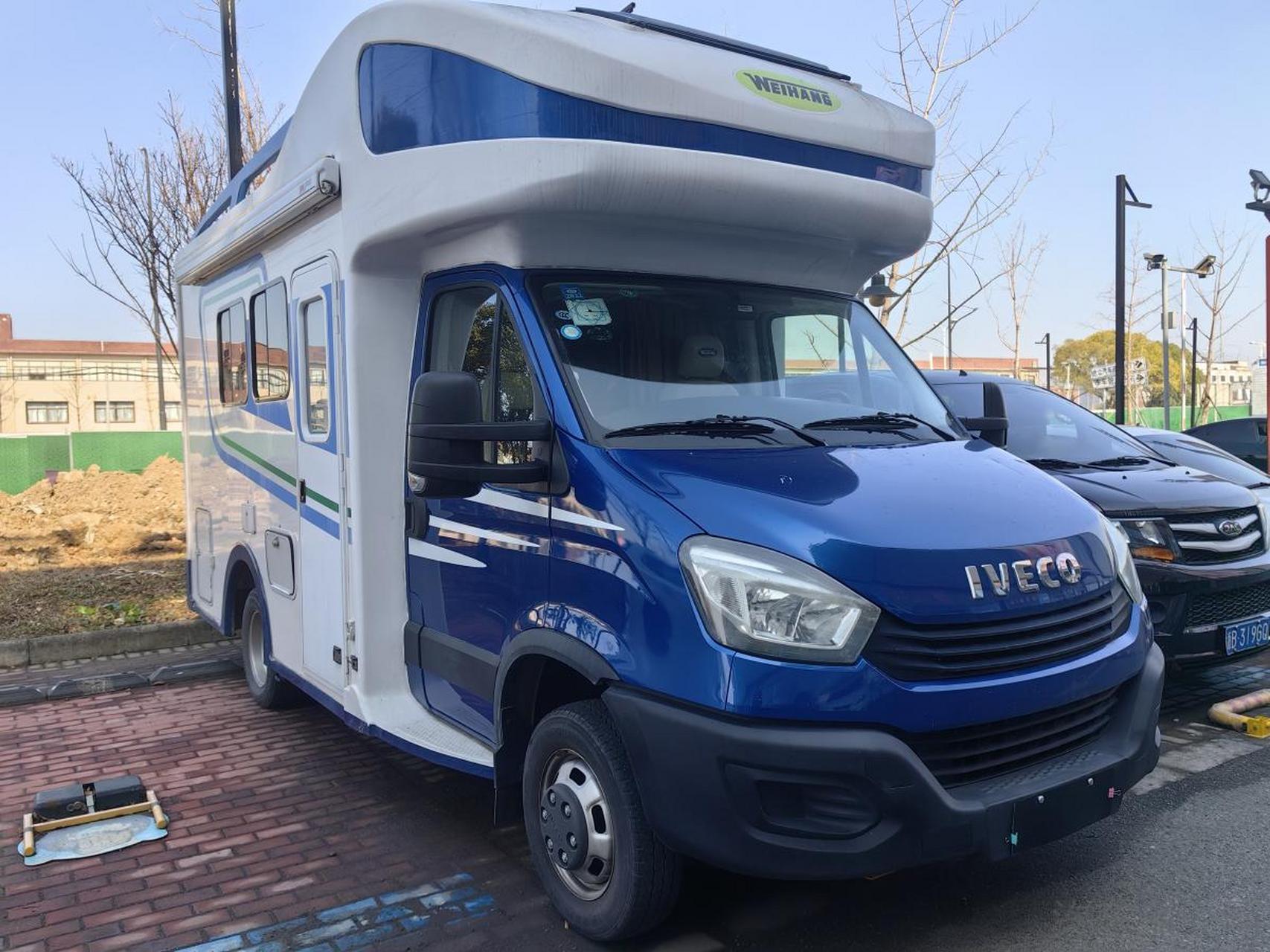 依维柯欧胜卫航c型房车蓝牌  2018年9月依维柯卫航版c型房车柴油手动