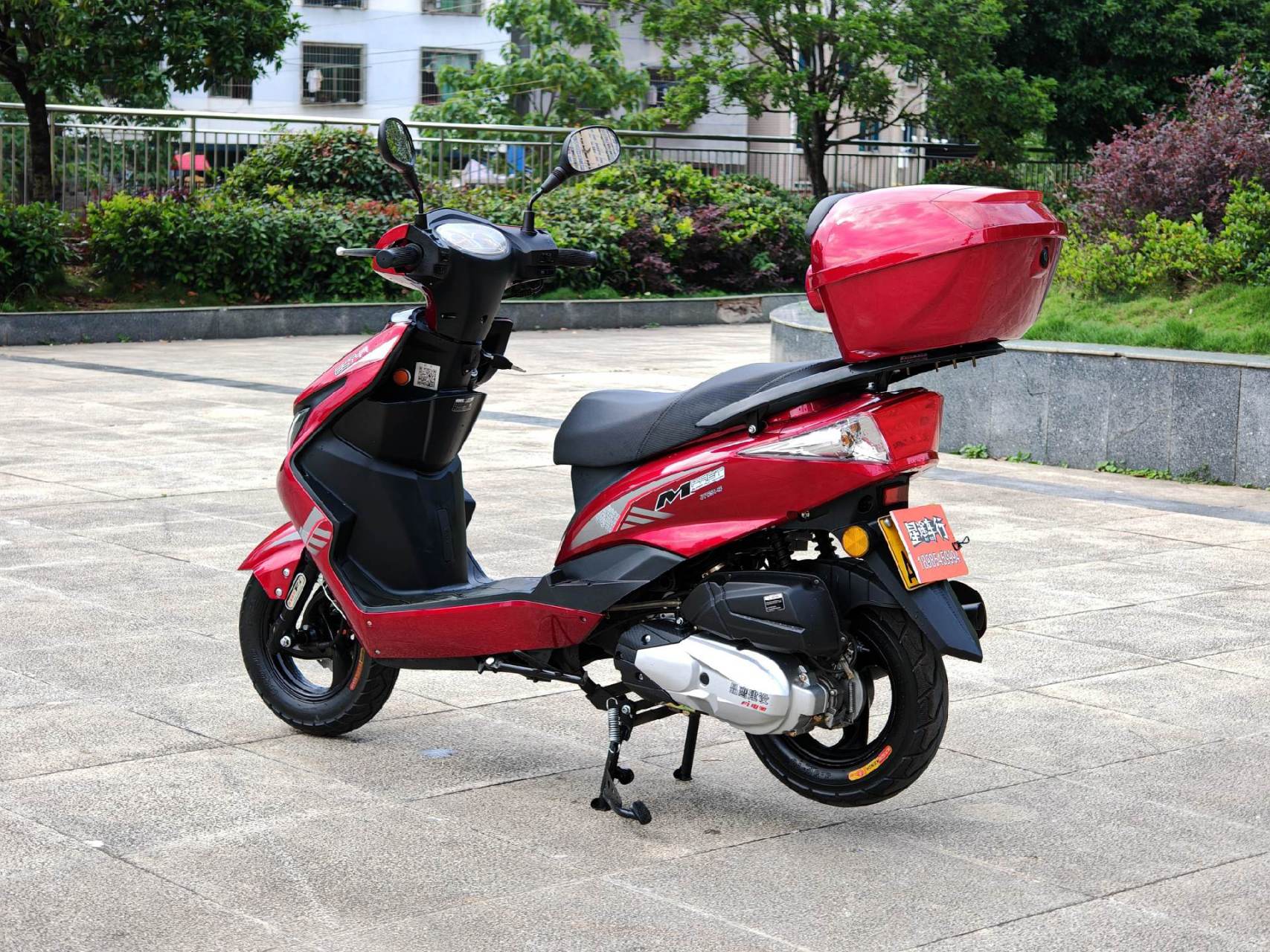 车型:晶鹰建设125踏板摩托车 上牌日期:2023-12 公里数:3200 过户次数
