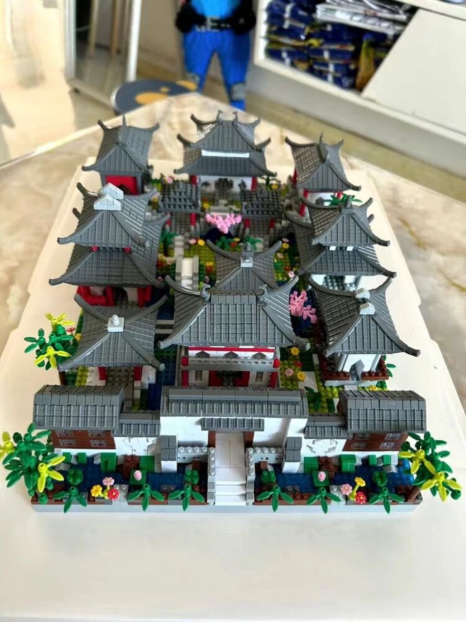 苏州园林乐高积木完工   成品出闲置