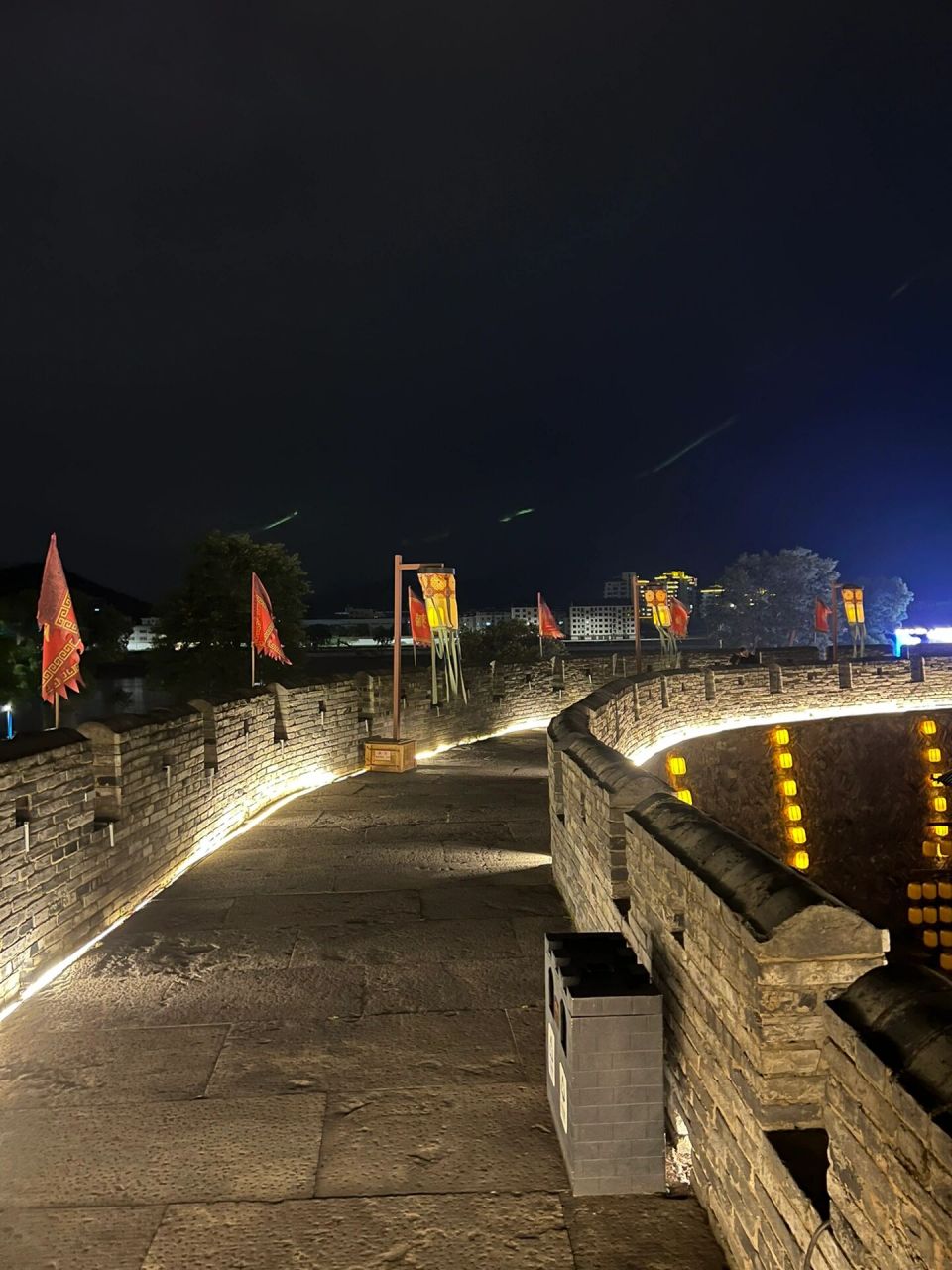 临海紫阳街 神仙居山攻略(逛吃交通花费) 路线:上海出发,高铁到临海站