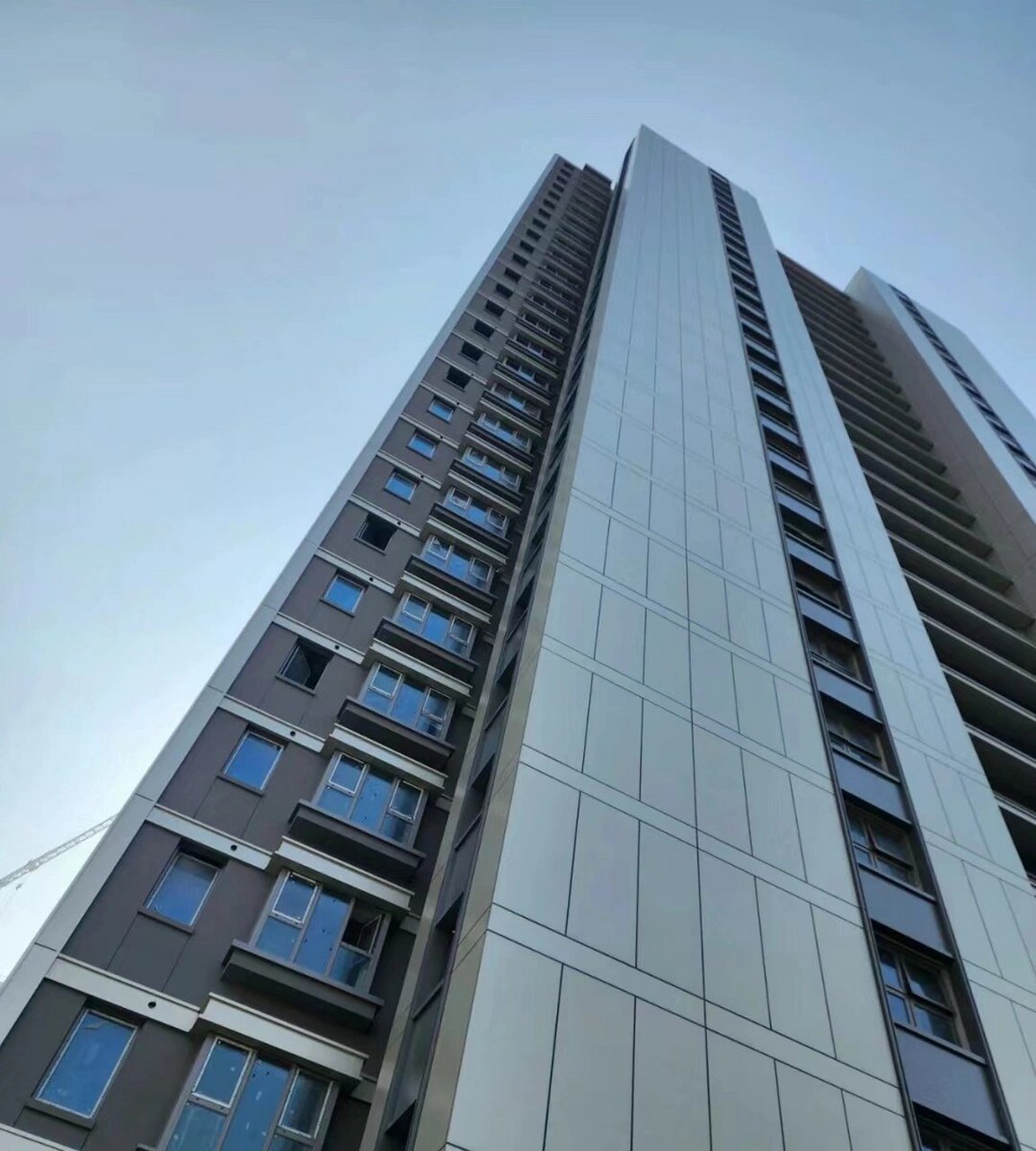 为什么很多豪宅的外立面会热衷于铝板呢?