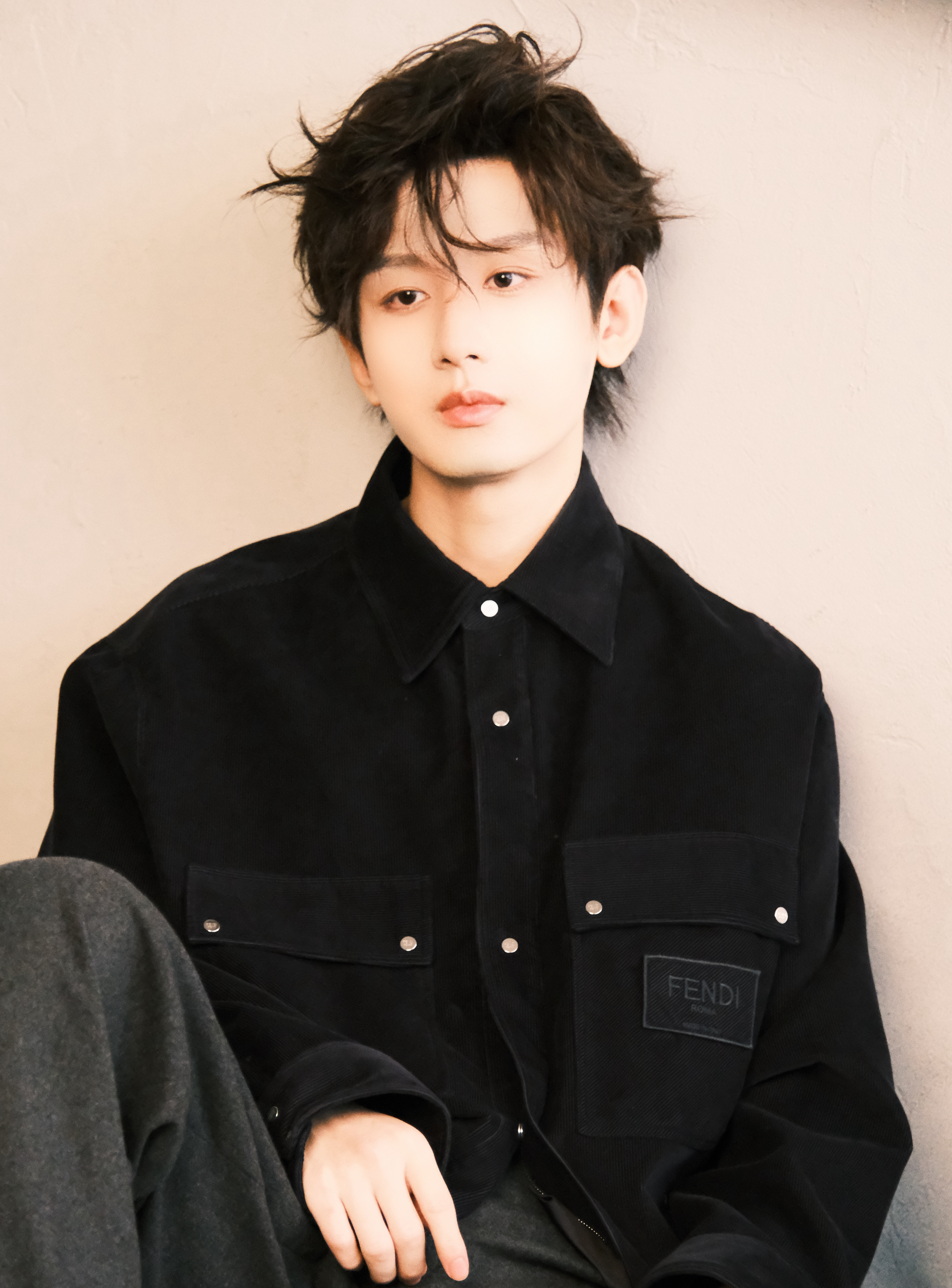成毅时装男士十二月封面# 揭秘封面幕后一角