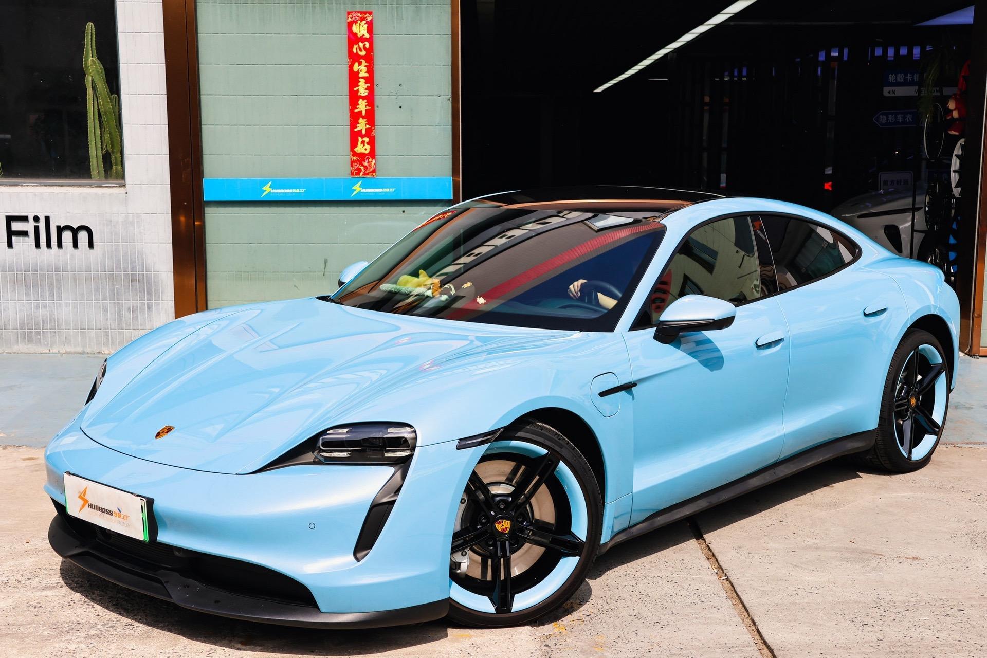 保时捷taycan轮毂改色双拼.