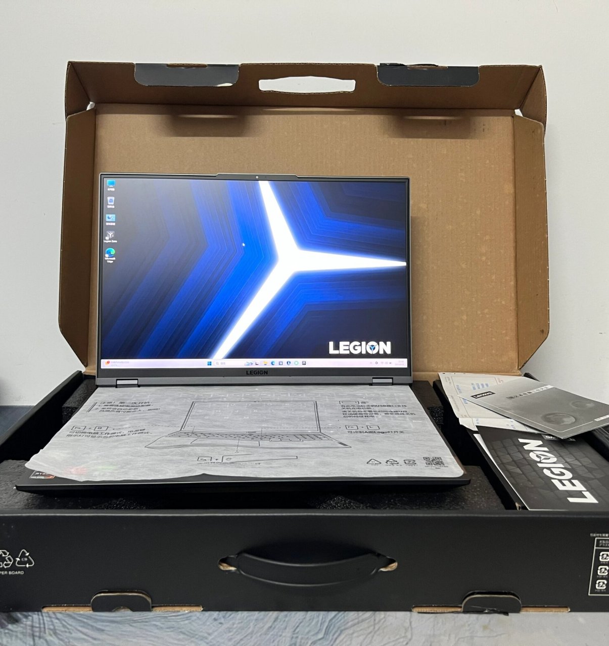 联想拯救者r9000p cpu r7-5800       满血3060-6g显卡 双通道16g 512