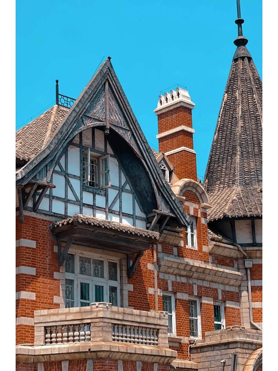 对俄罗斯风情街真的褒贬不一,但我想说的是既然到大连了,还是值得去一