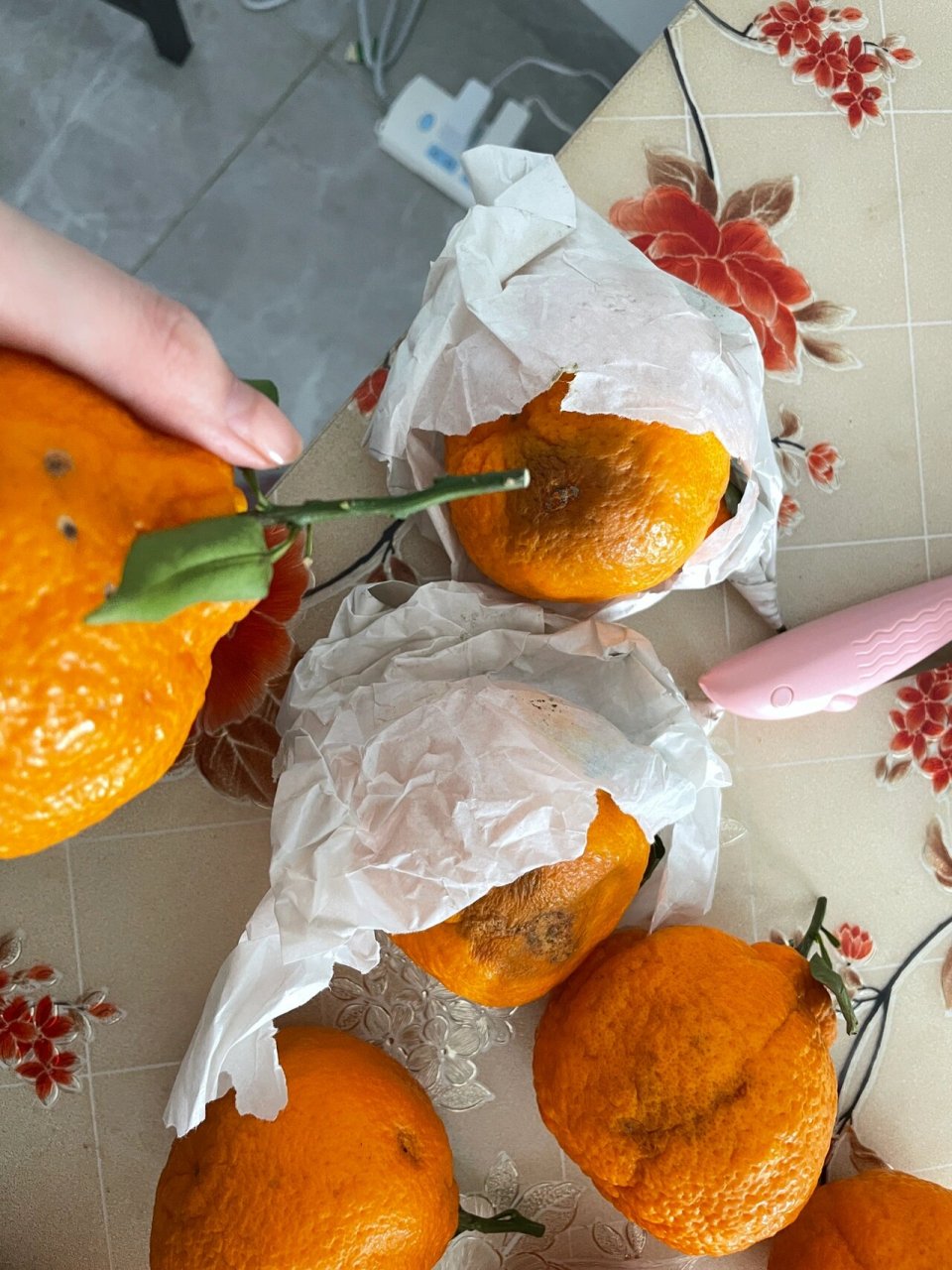 坏果占比较高,运气差了 在某东自营店里买了一箱丑橘,烂果坏果占比较