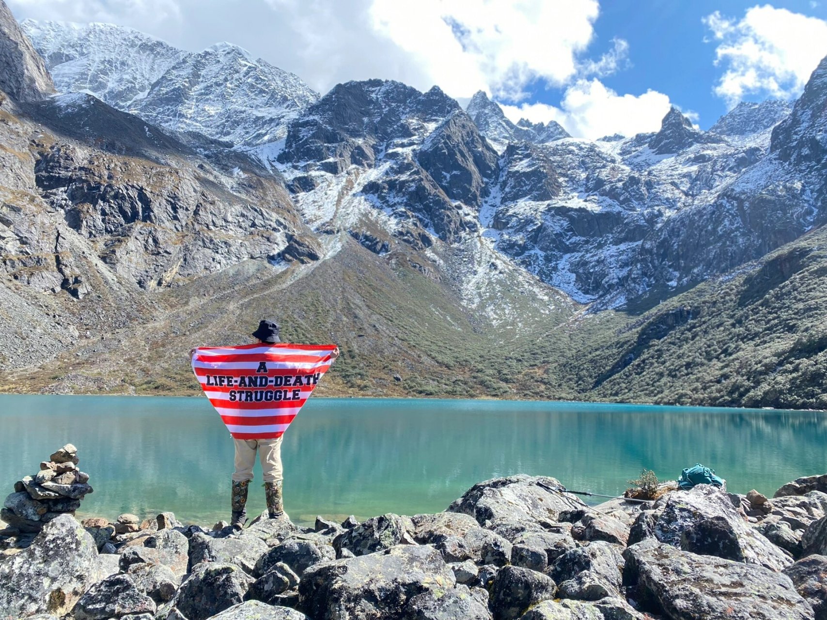 康定白海子 康定白海子,海拔4100m,徒步12km,爬升1200m,耗时9.5h.