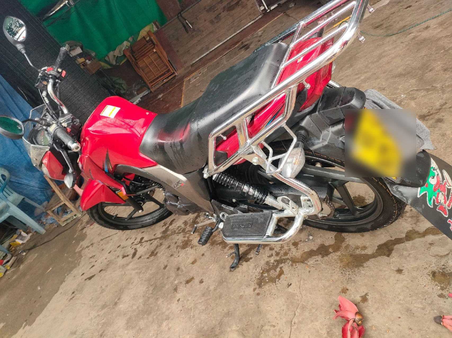 豪爵dk150r国四电喷2020年9月份上牌带平衡轴发动机带原厂防盗器车况