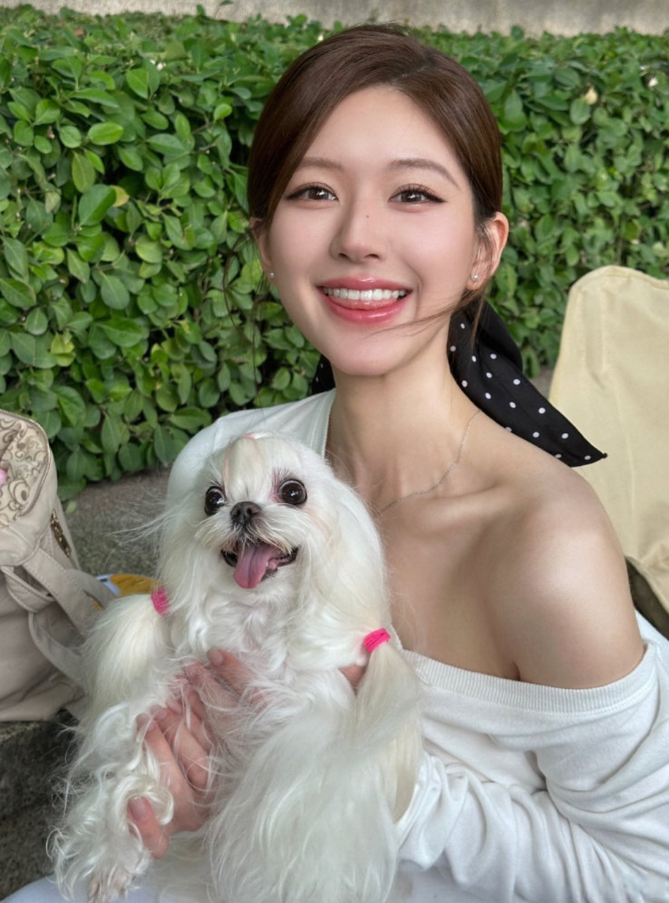 赵露思回应变漂亮了#赵露思的漂亮与活力谁不喜欢呢?