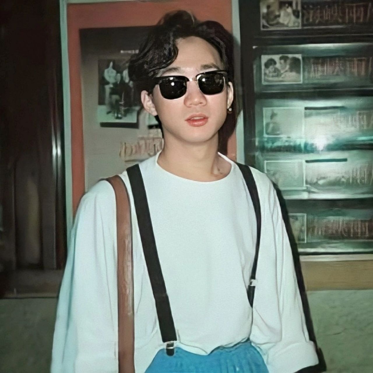 【自修】黄家驹头像 "不管我们走多远,我们总会回到这里"