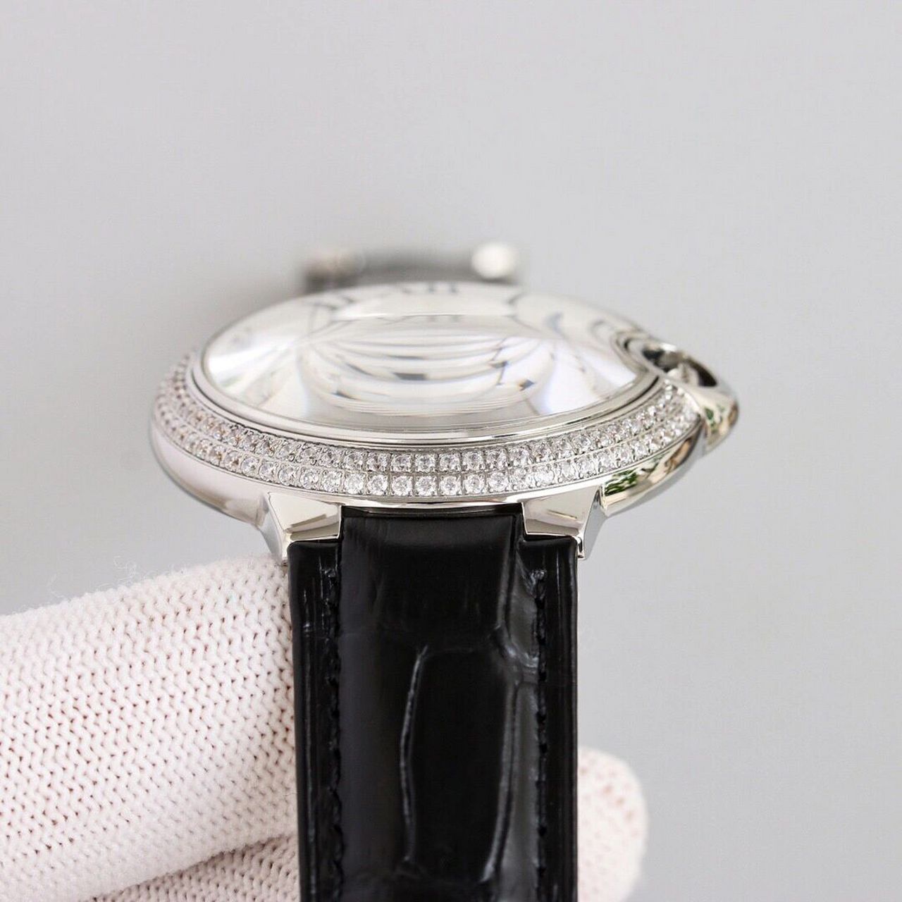 mm 卡地亚蓝气球系列,男款42mm,细节打磨,水珠(鱼眼泡)蓝宝石玻璃镜面