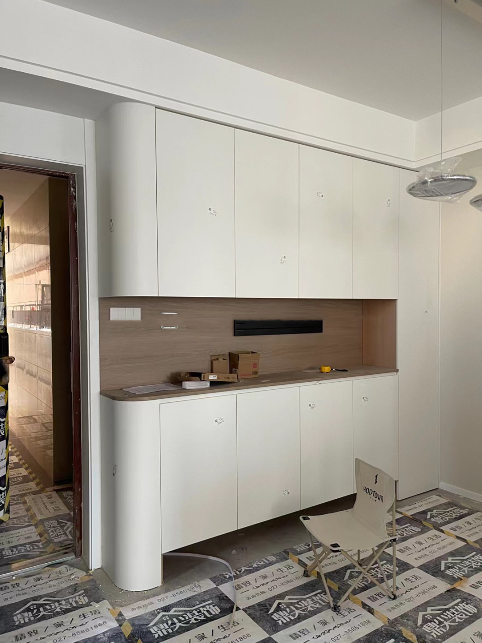 这个鞋柜真不错呀 真不错 入户鞋柜圆弧角的处理解决了 一系列"尖锐"