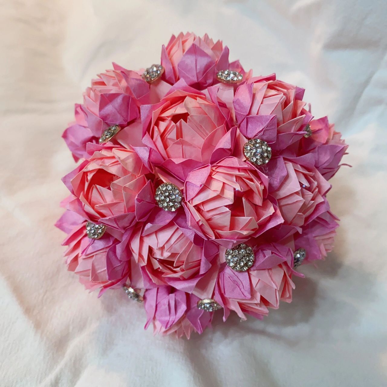 0     手揉纸折纸桃花球～318个零件.