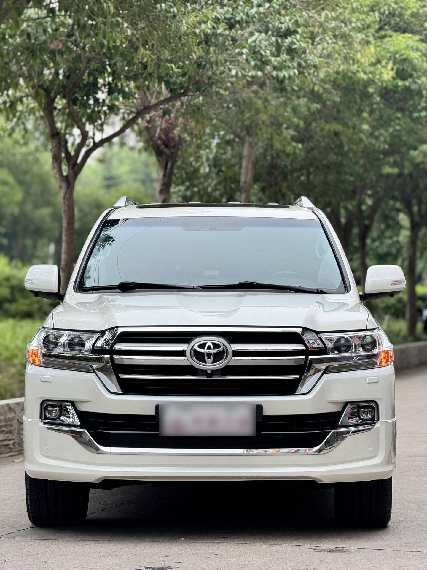 全新柴油版陆巡4.5tt,柴油酷路泽4500 v8 d4