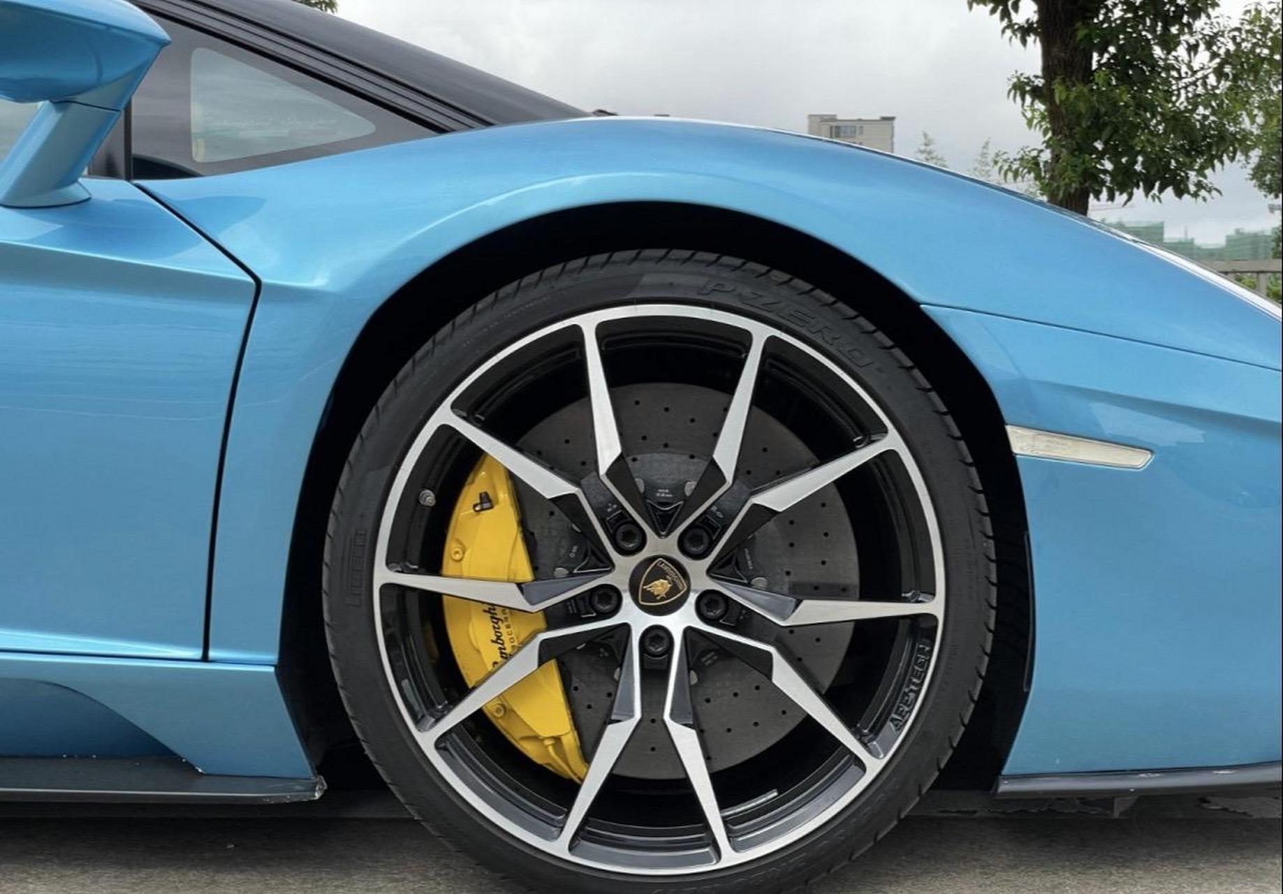 兰博基尼reventon740敞篷 上牌日期:2018年9月 车辆车型:跑车 车辆