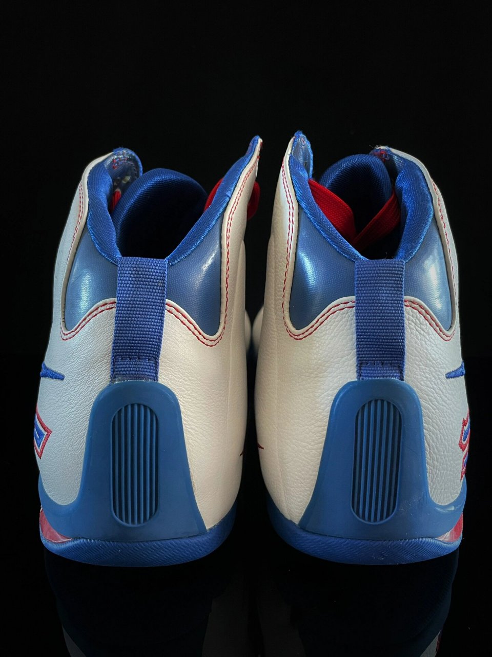 nike zoom bb 1 托尼帕克pe "法国小跑车"帕克国家队配色,欣赏!