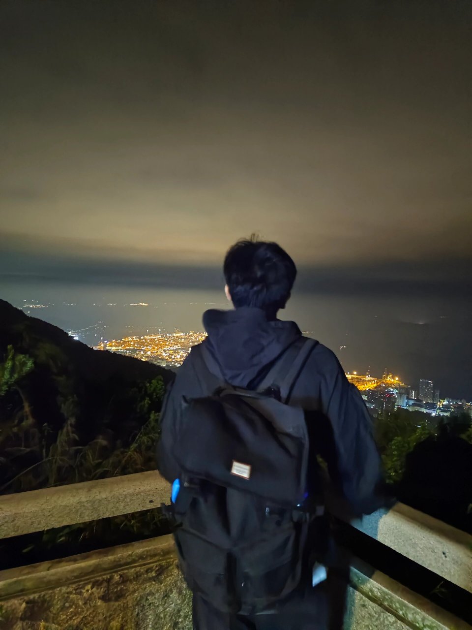 21 一人夜爬梧桐山(附路线) 一个人是孤独也是自由,凌晨12点从凌云道