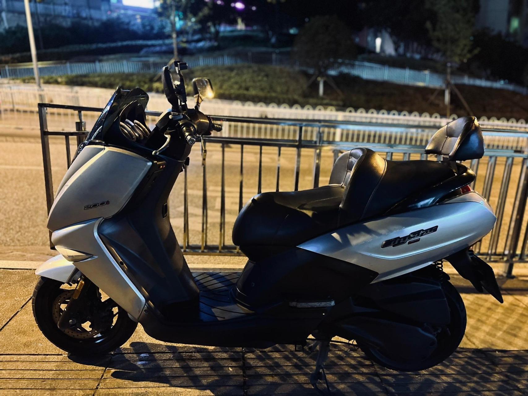 19年上牌标致城市之星200大踏板 车况极品 一枪响 贵阳仅此一台 动力