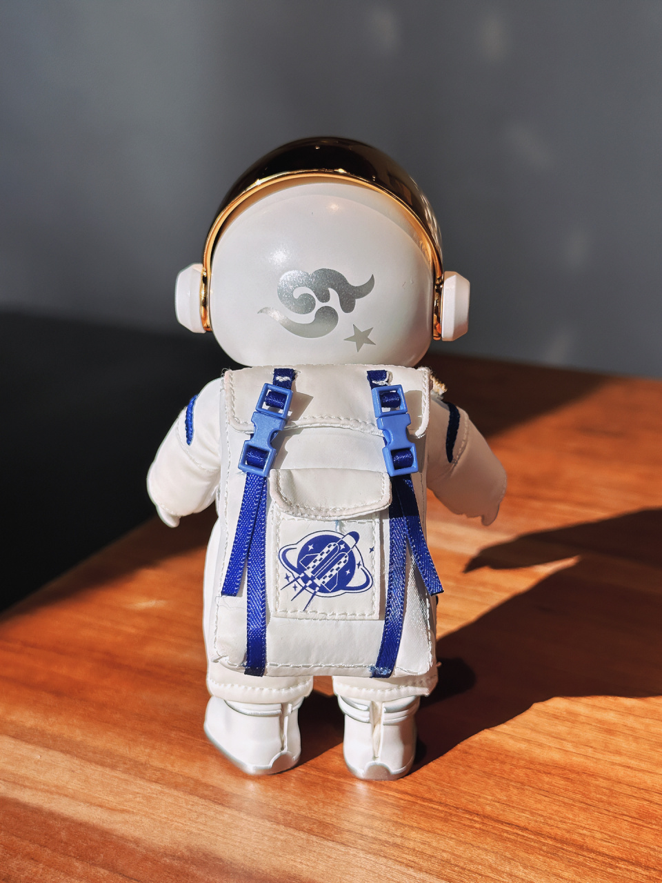 molly 和中国航天联名款 04 molly和中国航天联名的可动人偶 宇航员